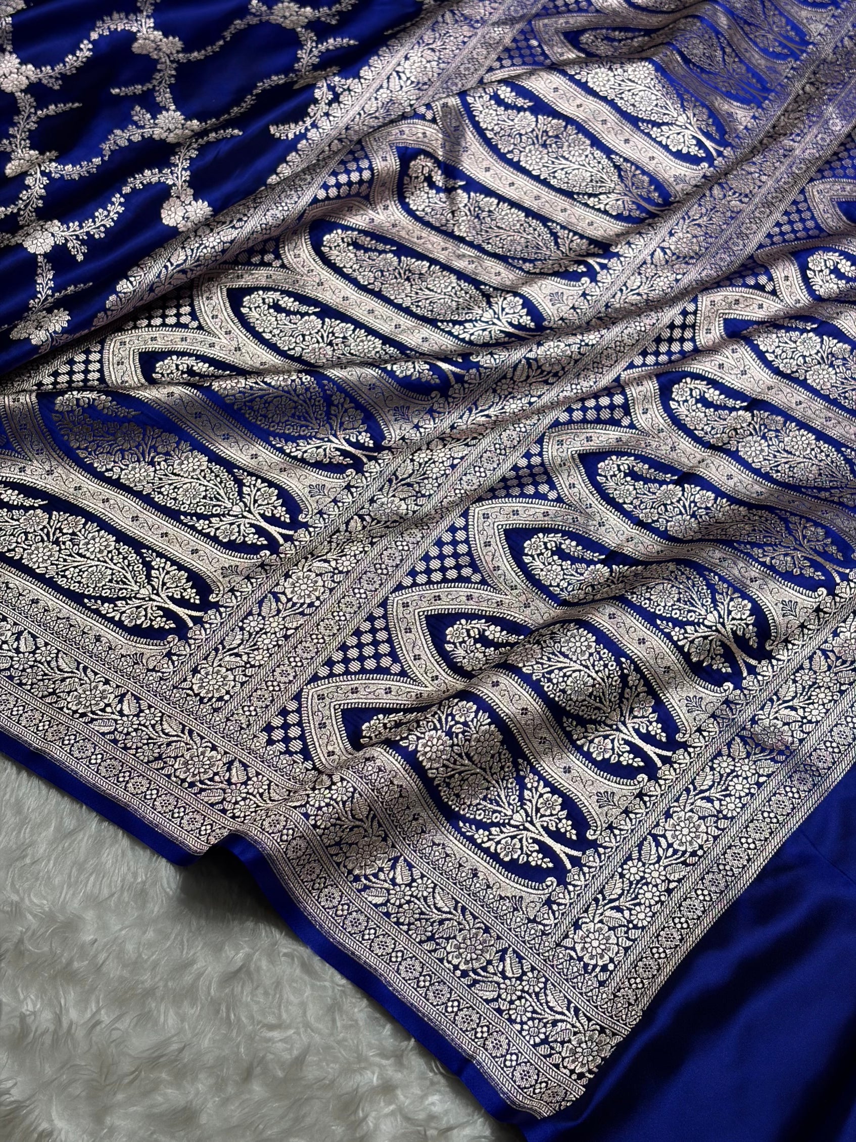 Royal Blue Shades Banarasi With Floral Border Mashru Silk Saree MSM-127