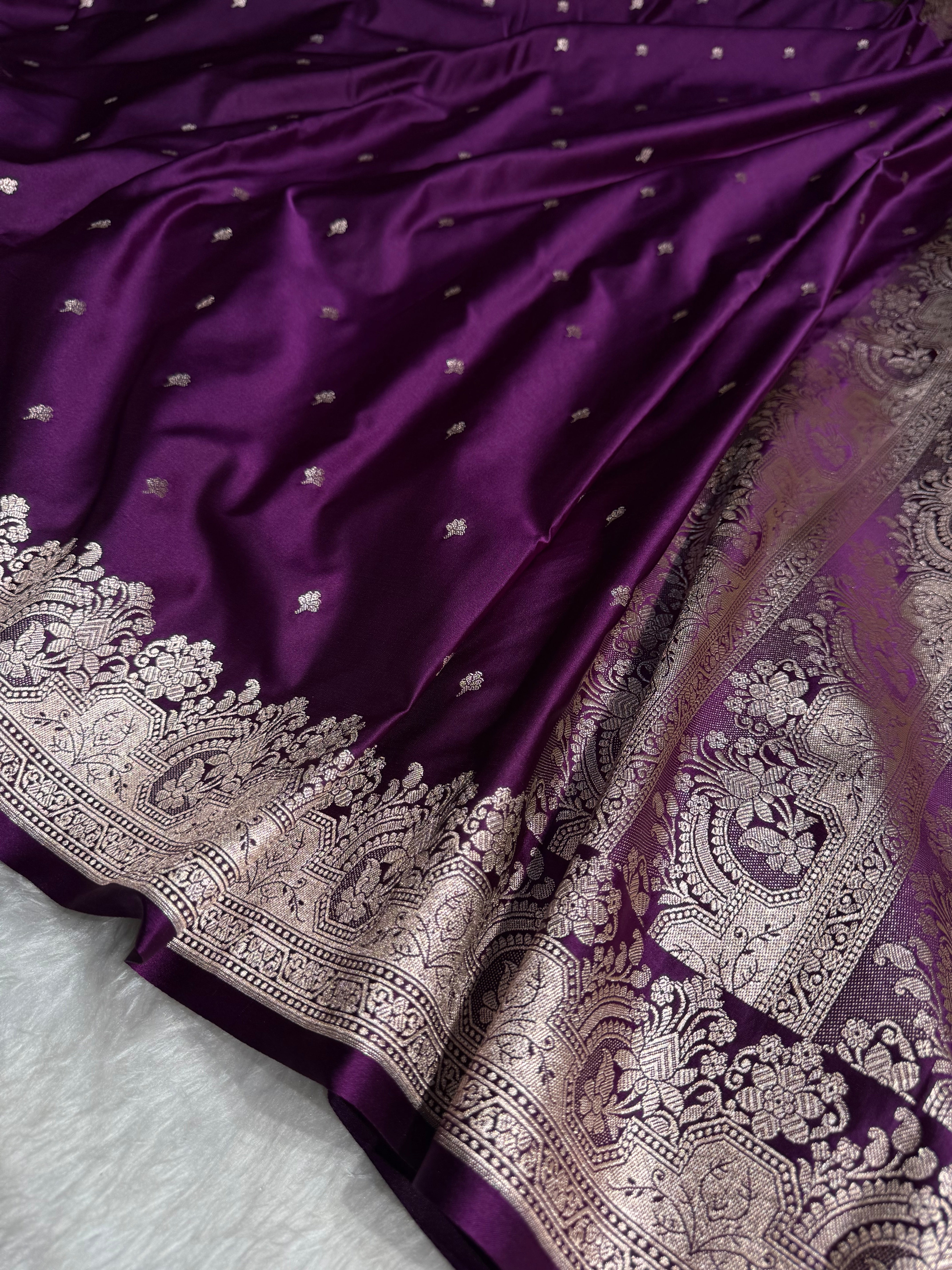 Navy Blue Shades Motif Booti Mashru Silk Saree