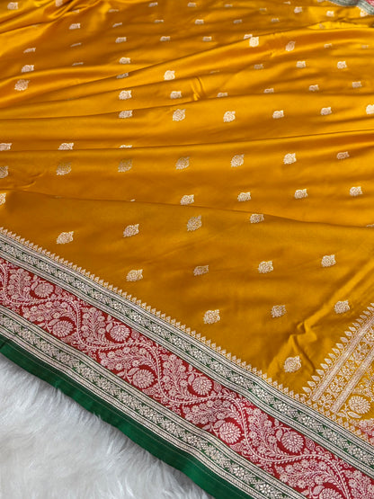 Banarasi Orange With Contrast Red Floral Border Mashru Silk Saree MSM-101