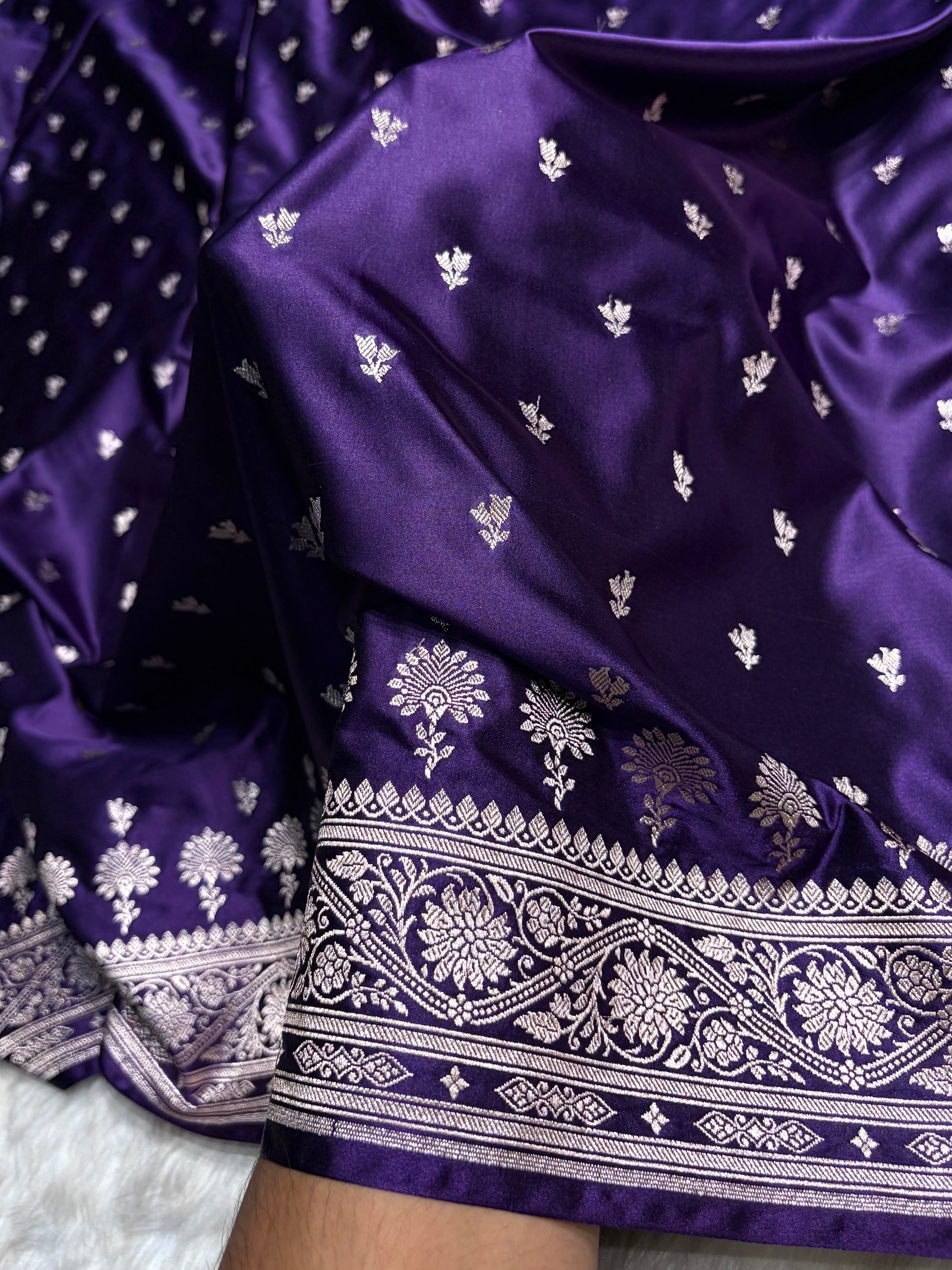 Navy Blue Shades Booti Mashru Silk Saree MS72