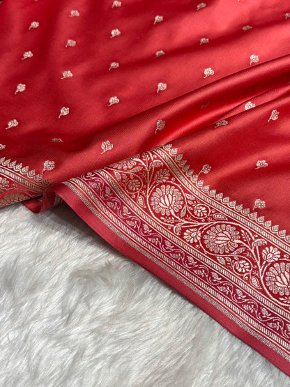 Rusty Peach Shades With Contrast Border Booti Mashru Silk Saree MS78
