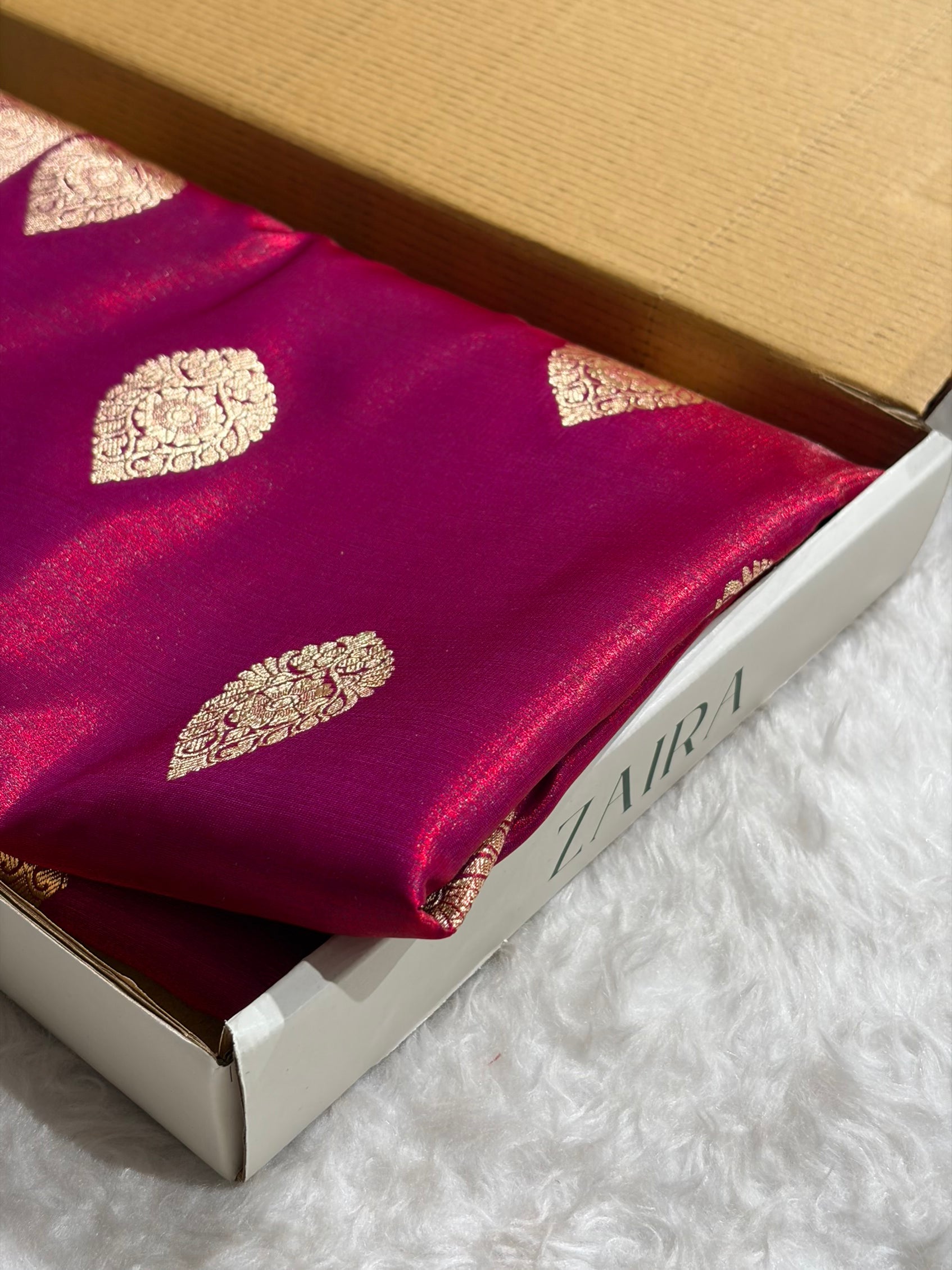 Ultra Light Weight Satin Silk Boota in Magentic Red Shades SS05