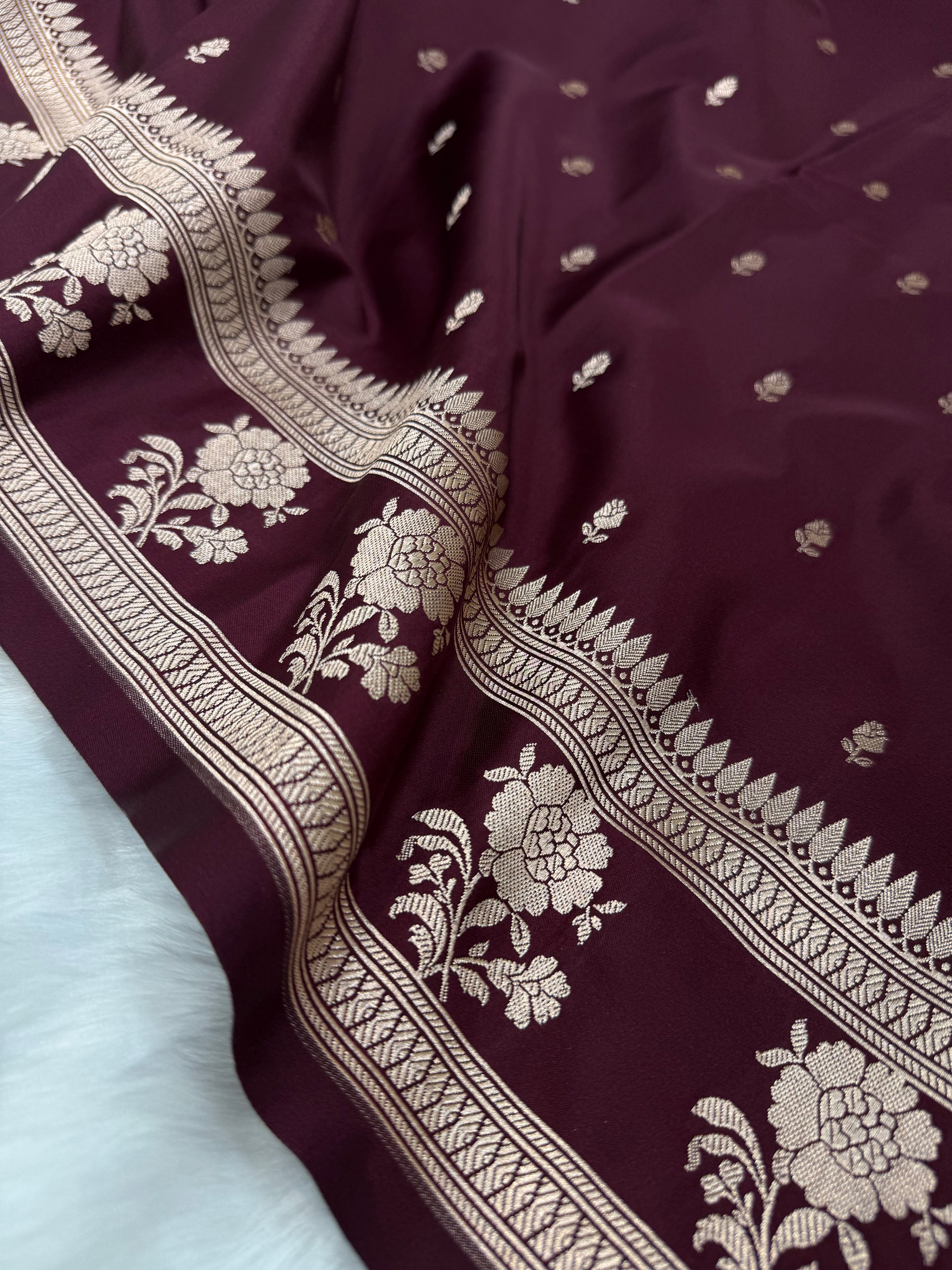 Chocolate shades Booti Mashru Silk Banarasi Saree