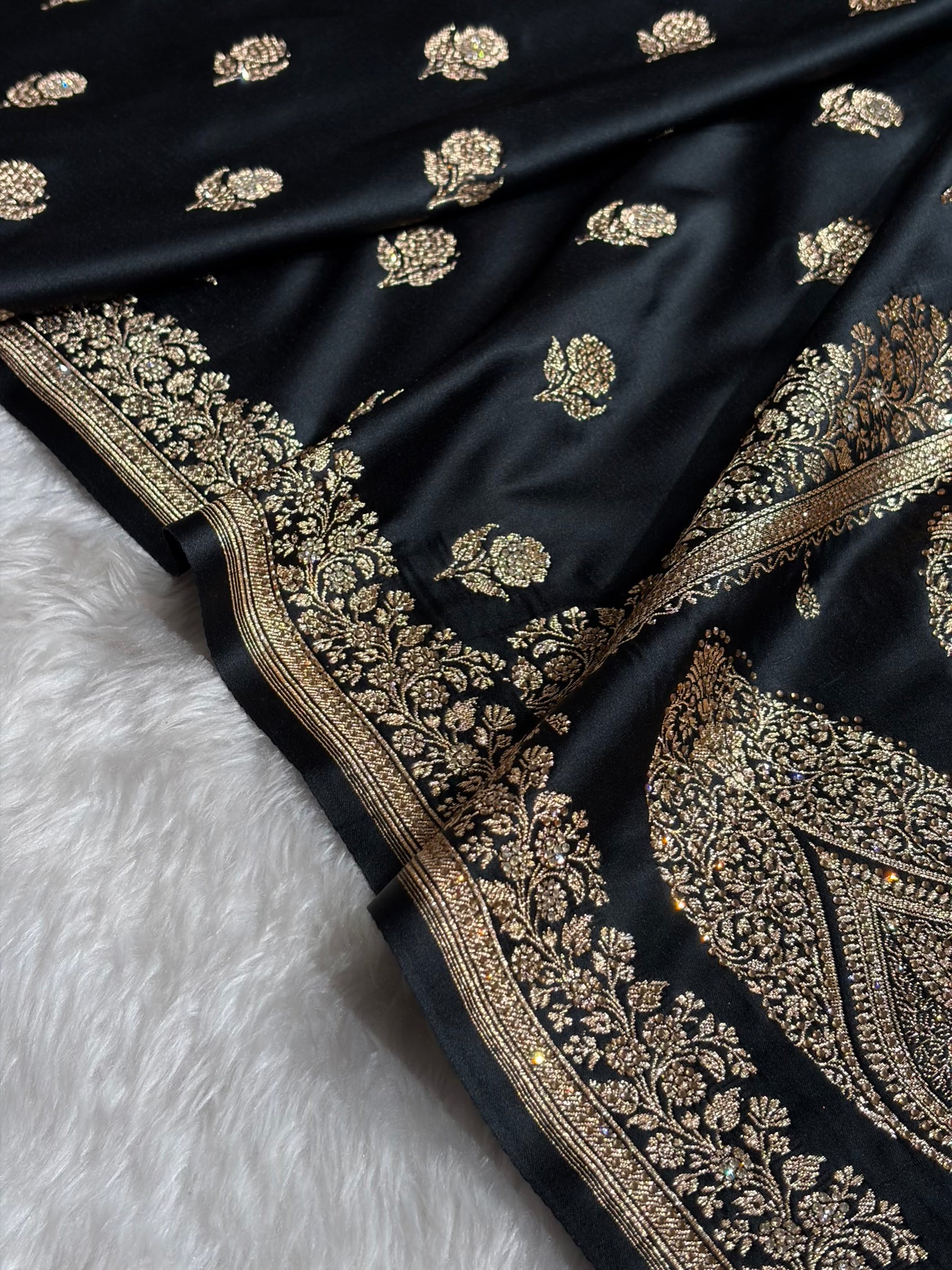 Banarasi Black Floral Booti With Swarovski Work Katan Silk Saree BSK23