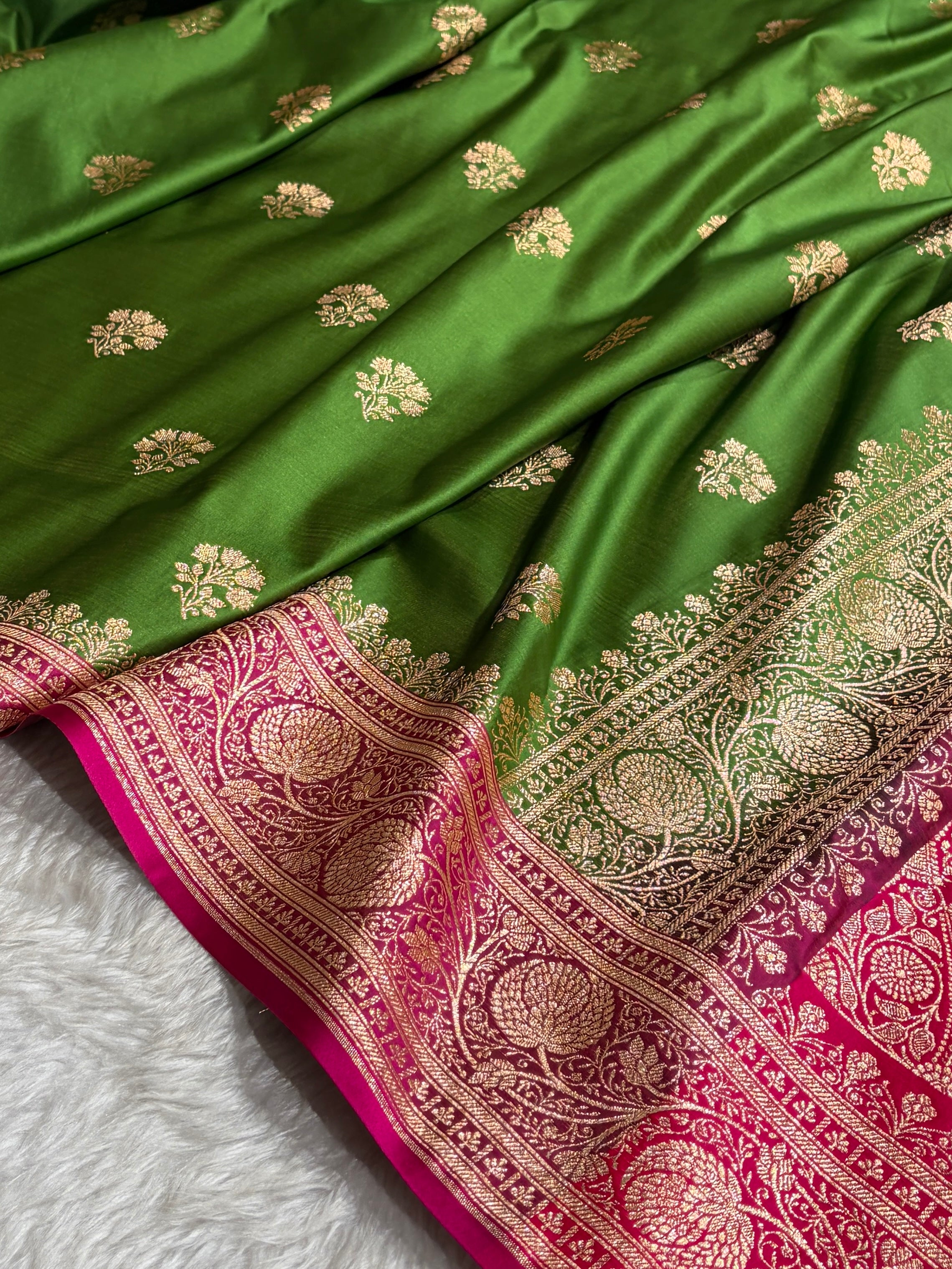 Green - Rani Banarasi Boota Katan Silk Saree SKM29