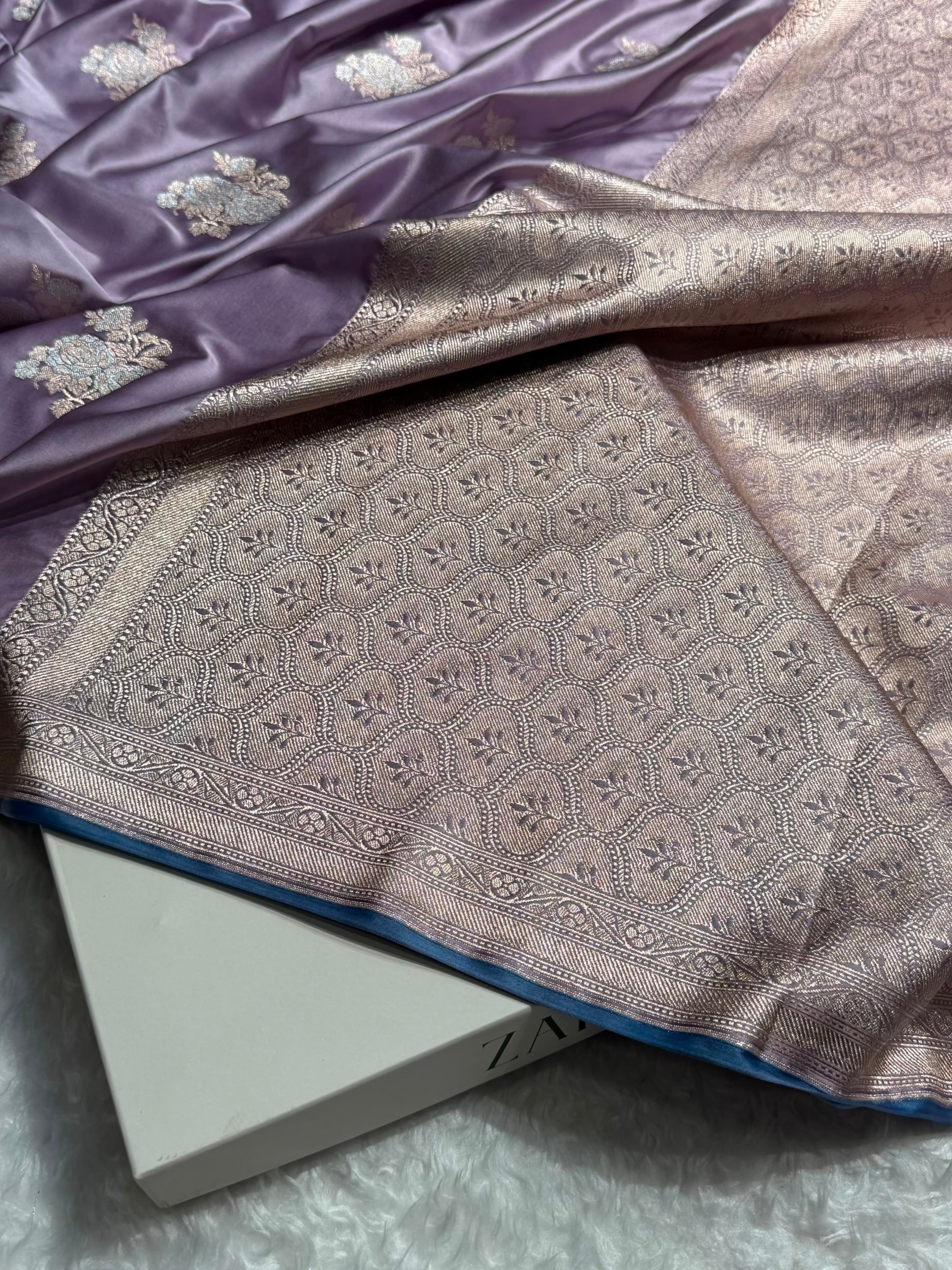 Dusty Lavender Sona Rupa Minakari Floral Motif Mashru Silk Saree MCS50