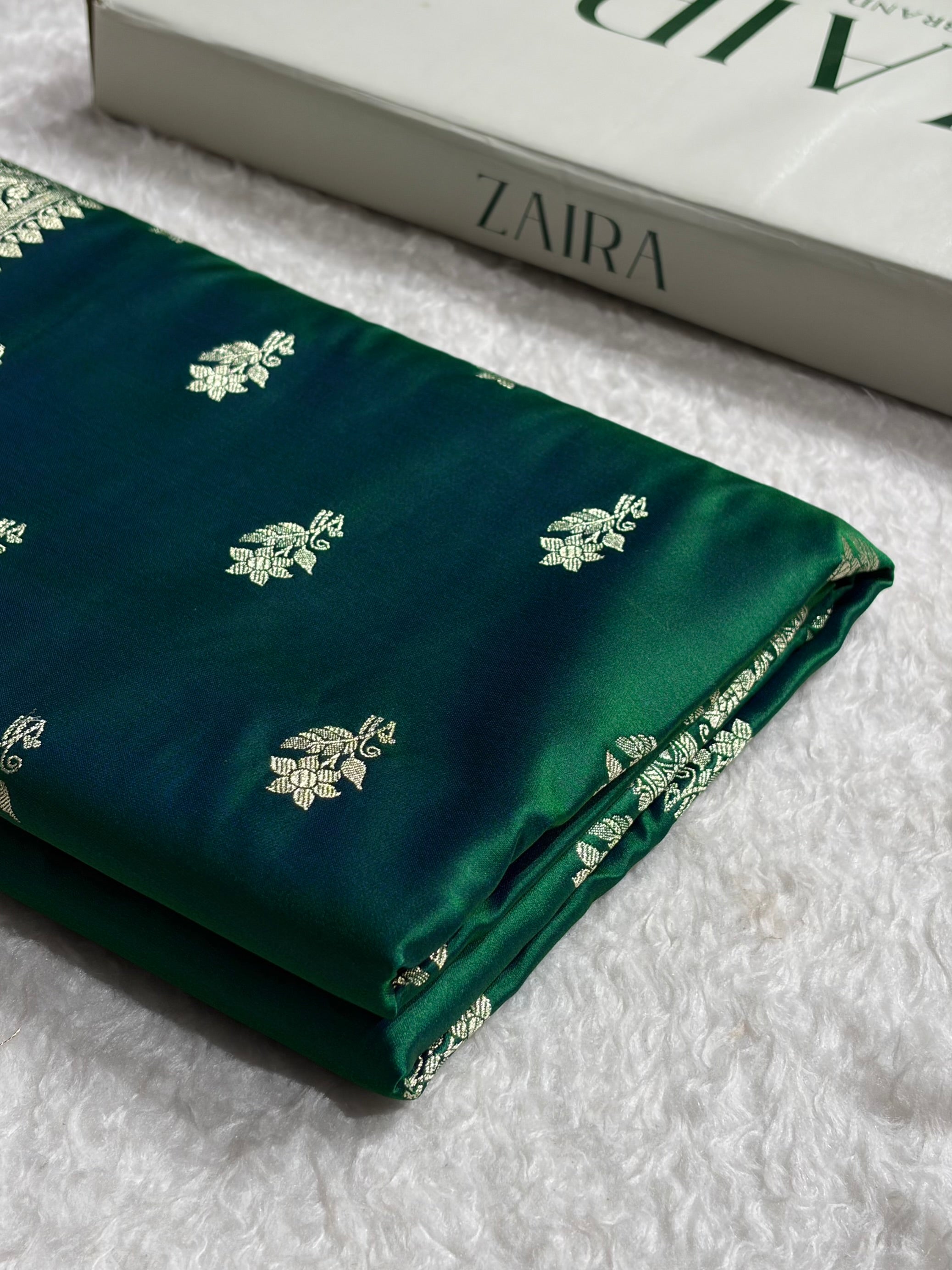 Cross Green Shades Banarasi Boota Pattern Floral Mashru Silk Saree MSM-120
