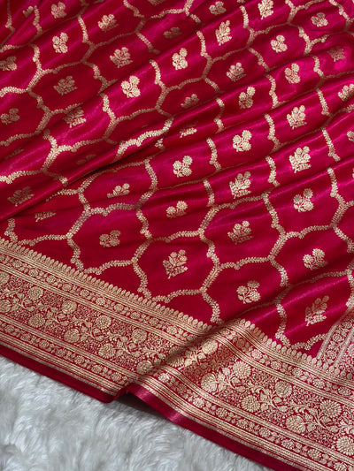 Cross Rani Shades Jaal Pattern Banarasi Satin Silk Saree SS57