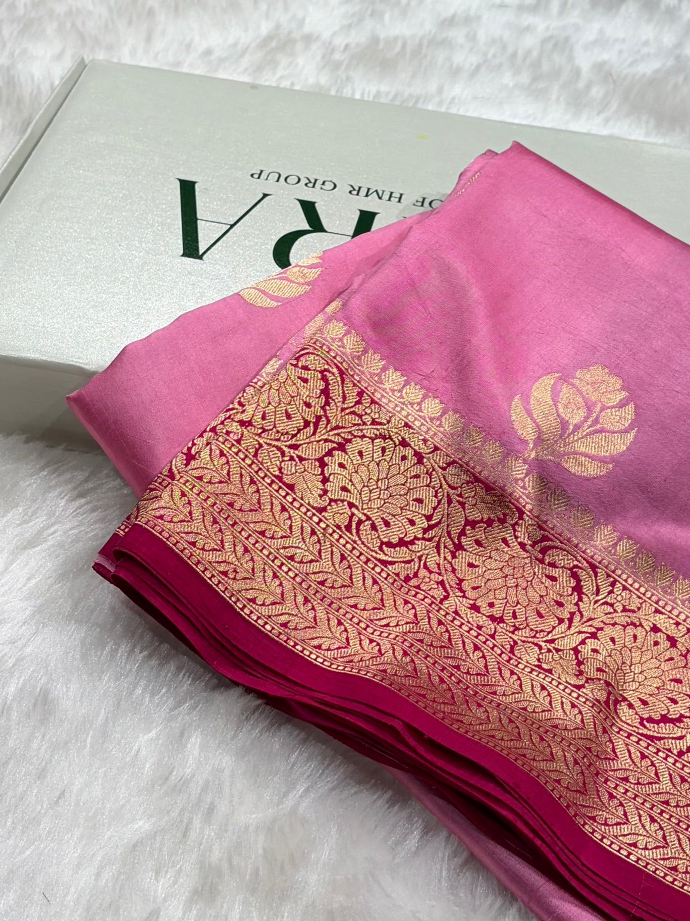 Banarasi Baby Pink With Wine Contrast Shades Handwoven Pure Paper Silk Saree RM-91