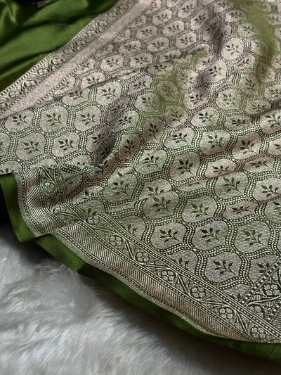 Mehendi Green Sona Rupa Floral Motif Mashru Silk Saree MCS50