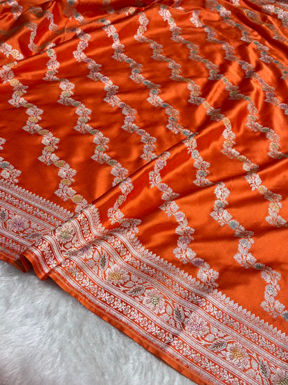 Orange Shades Banarasi Minakari Mashru Silk Saree With Cross Pattern MS02