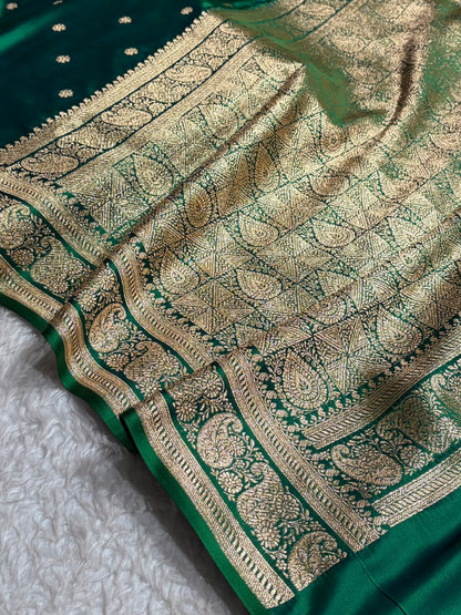 Banarasi Satin Katan Saree With Boota Pattern in Cross Green Shades SK127