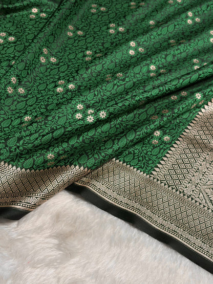 Bottle Green Shades Tanchoi Motif Mashru Silk Saree MST-12