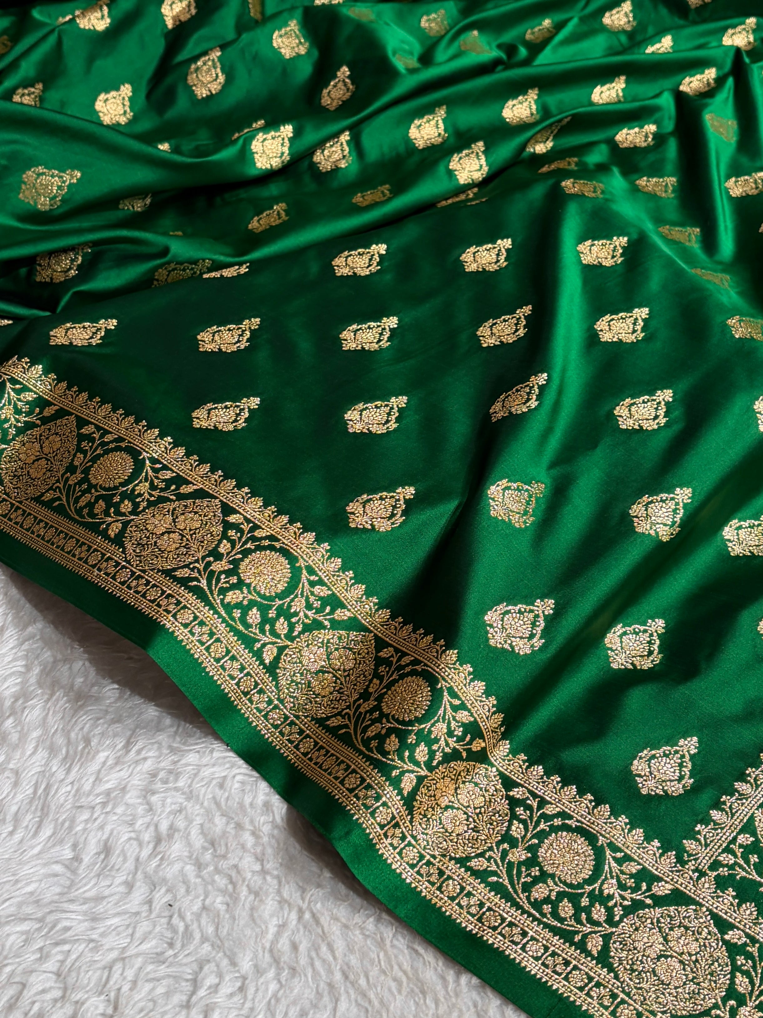 Banarasi Satin Katan Saree With Boota in Bottle Green Shades SK98
