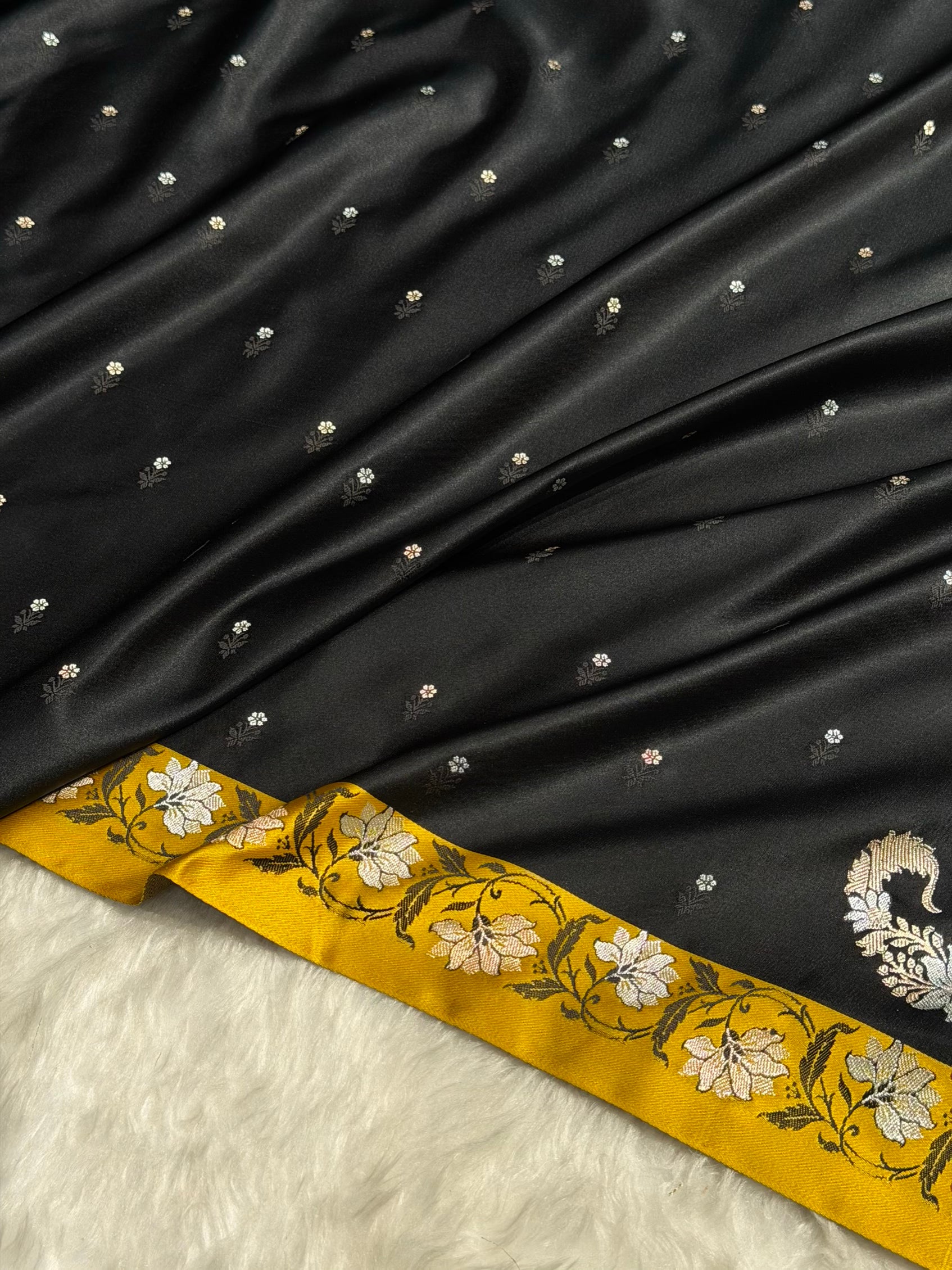 Contrast Black With Mustard Floral Boota With Floral Border Mashru Silk Saree MSM-78