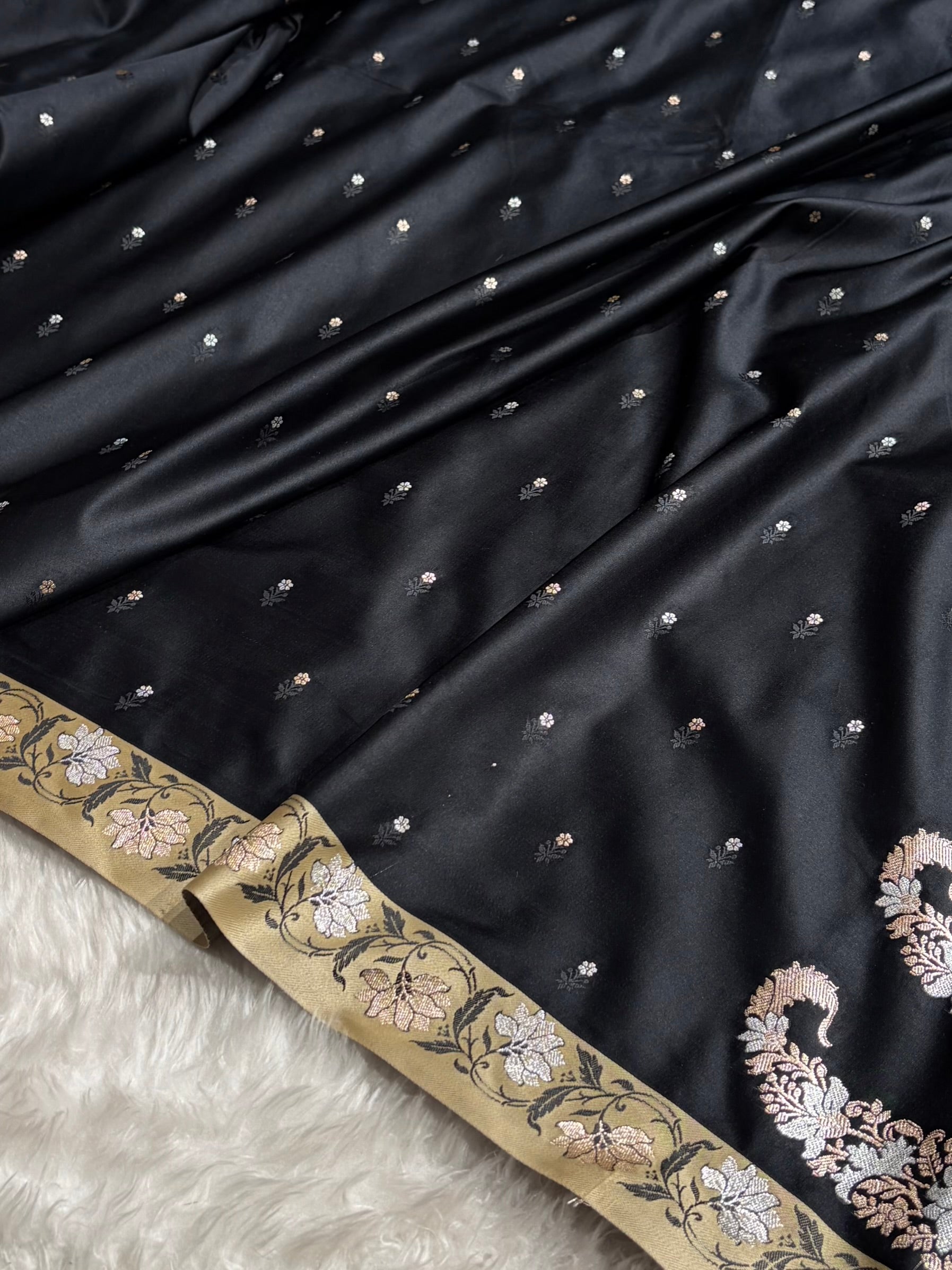 Black With Cream Floral Boota With Floral Border Mashru Silk Saree MSM-78