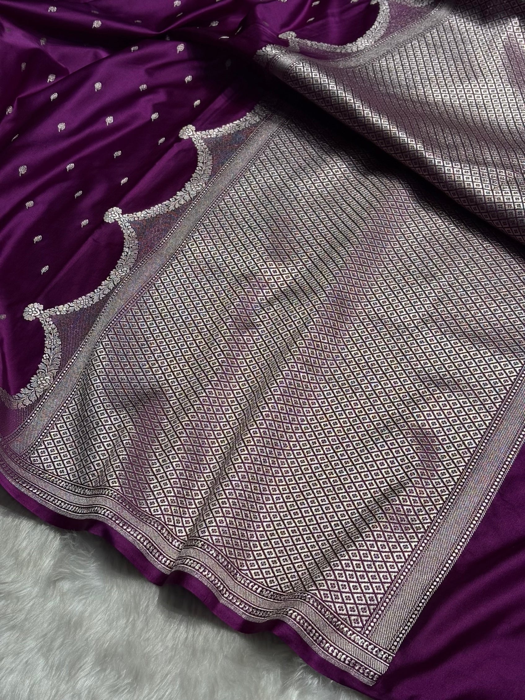 Wine Shades Scallop Mashru Silk Saree MS60
