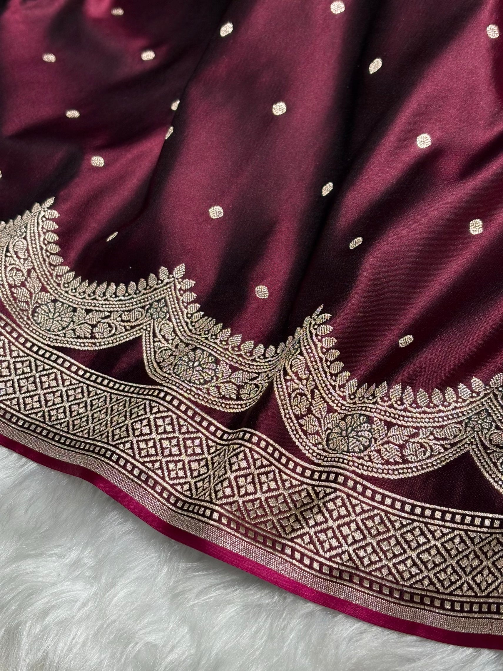 Garnet Shades Scallop Motif Booti Mashru Silk Saree MSM-56