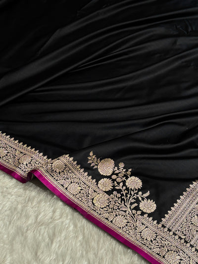 Banarasi Black Shade With Booti Pattern Mashru Silk Saree