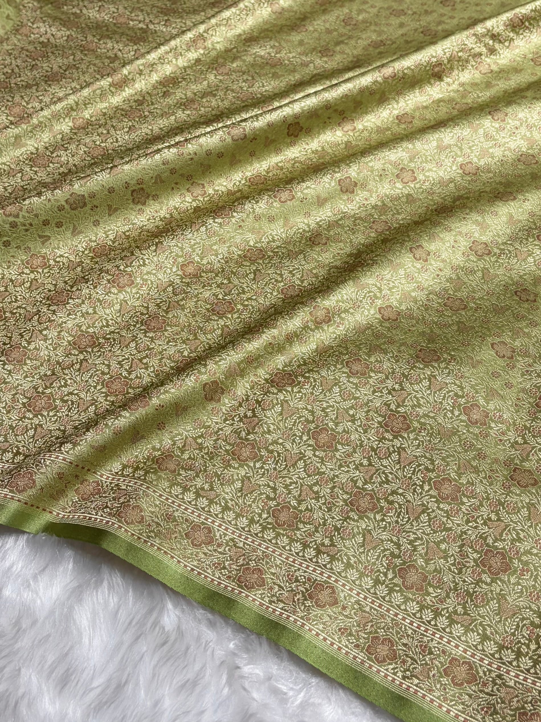 Pista Jamawar Tanchoi Katan Silk Saree SKTM-14