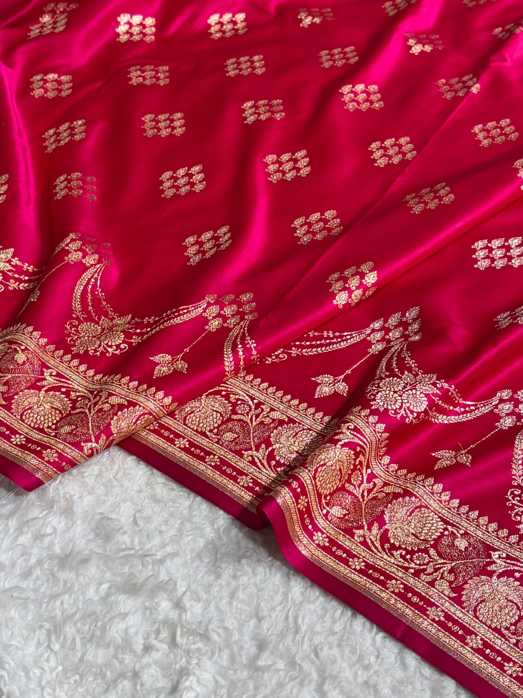 Banarasi Rani Floral Boota Satin Katan Silk saree SK34