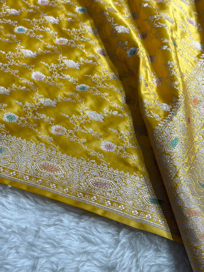 Banarasi Yellow Shades Minakari Floral Mashru Silk Saree MCS92
