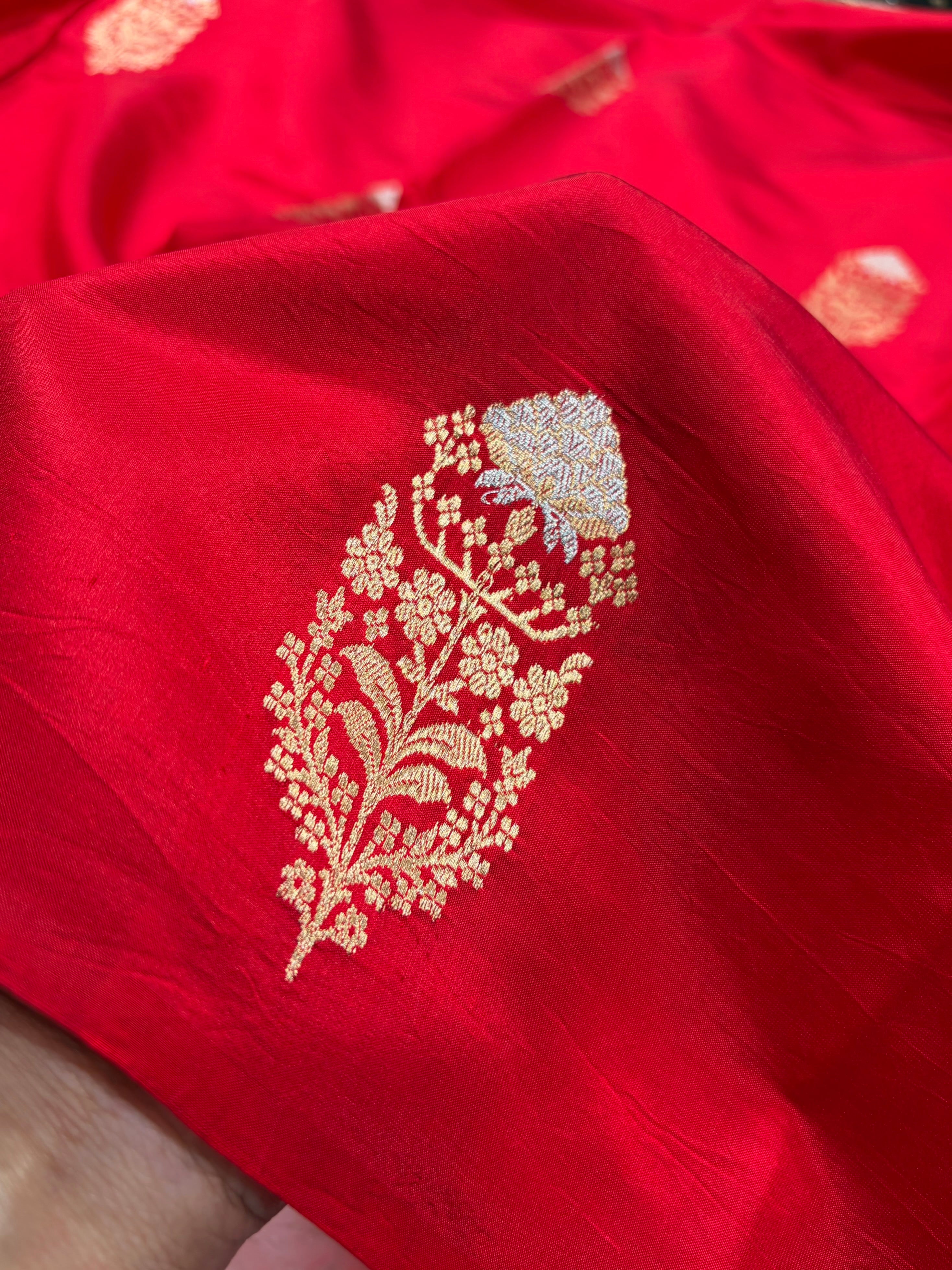 Red Shades Handwoven Pure Paper Silk RM-51