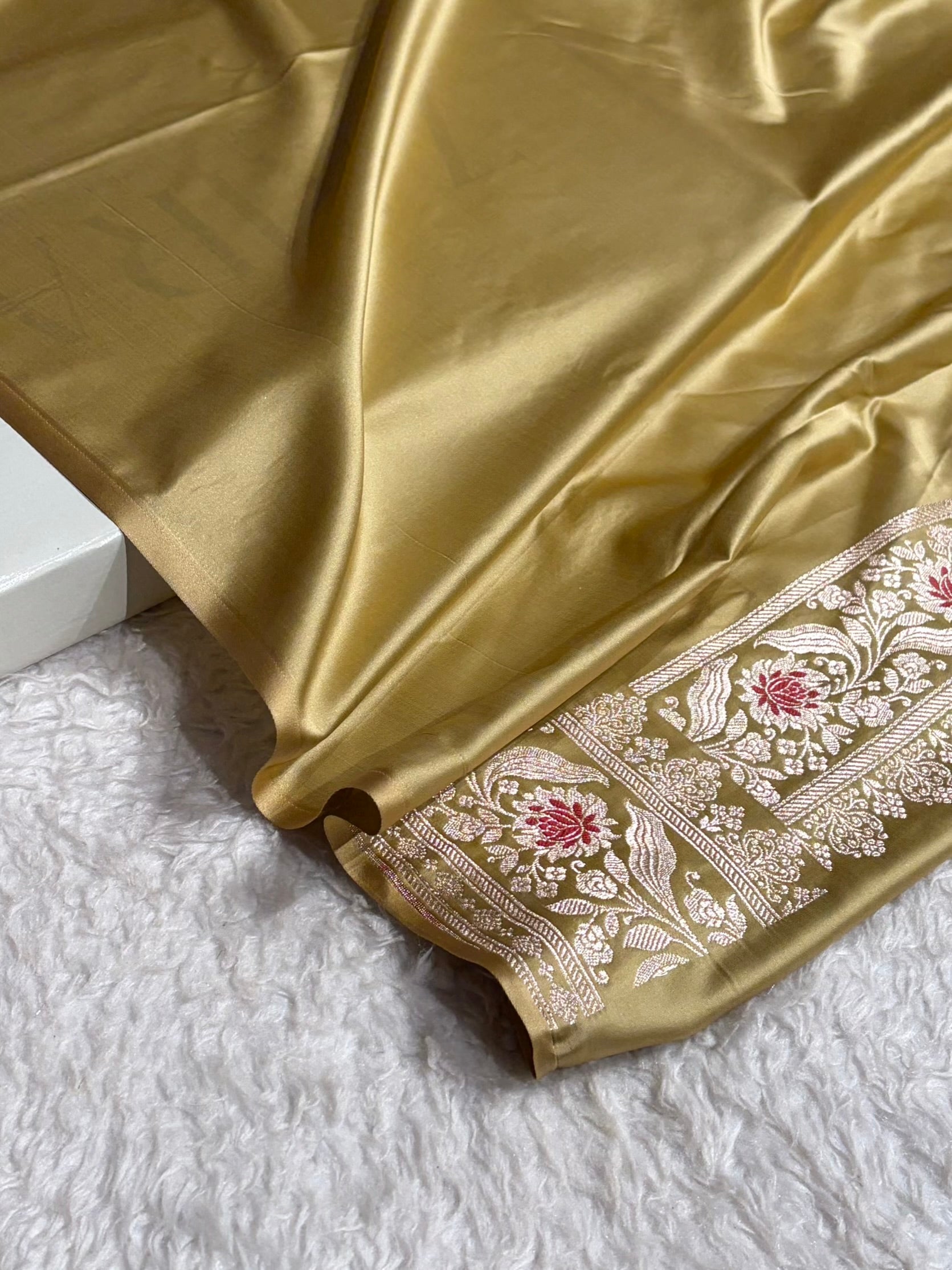 Tusser Shades Banarasi Boota Pattern Minakari Floral Mashru Silk Saree MSM-121