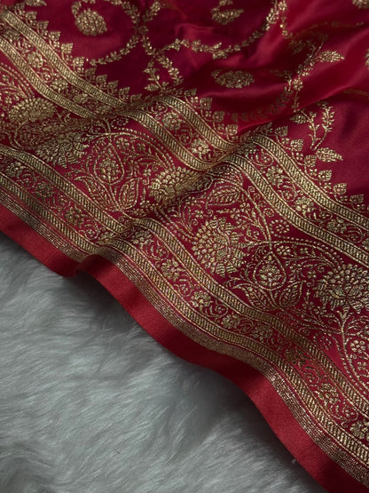 Reddish Pink Floral Jaal Pattern Satin Katan Silk saree SK55