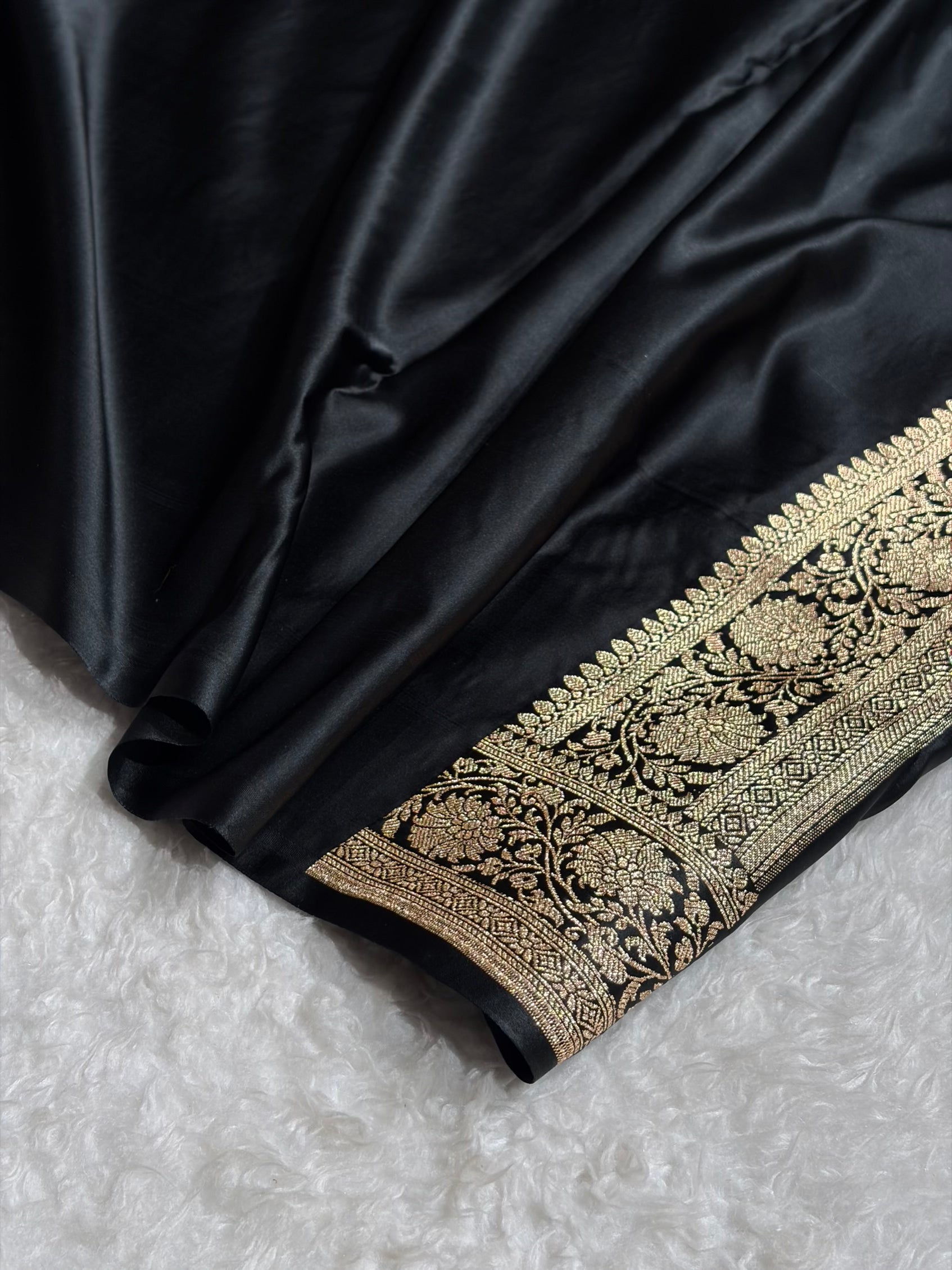 Banarasi Satin Katan Saree With Boota in Black Shades SK108