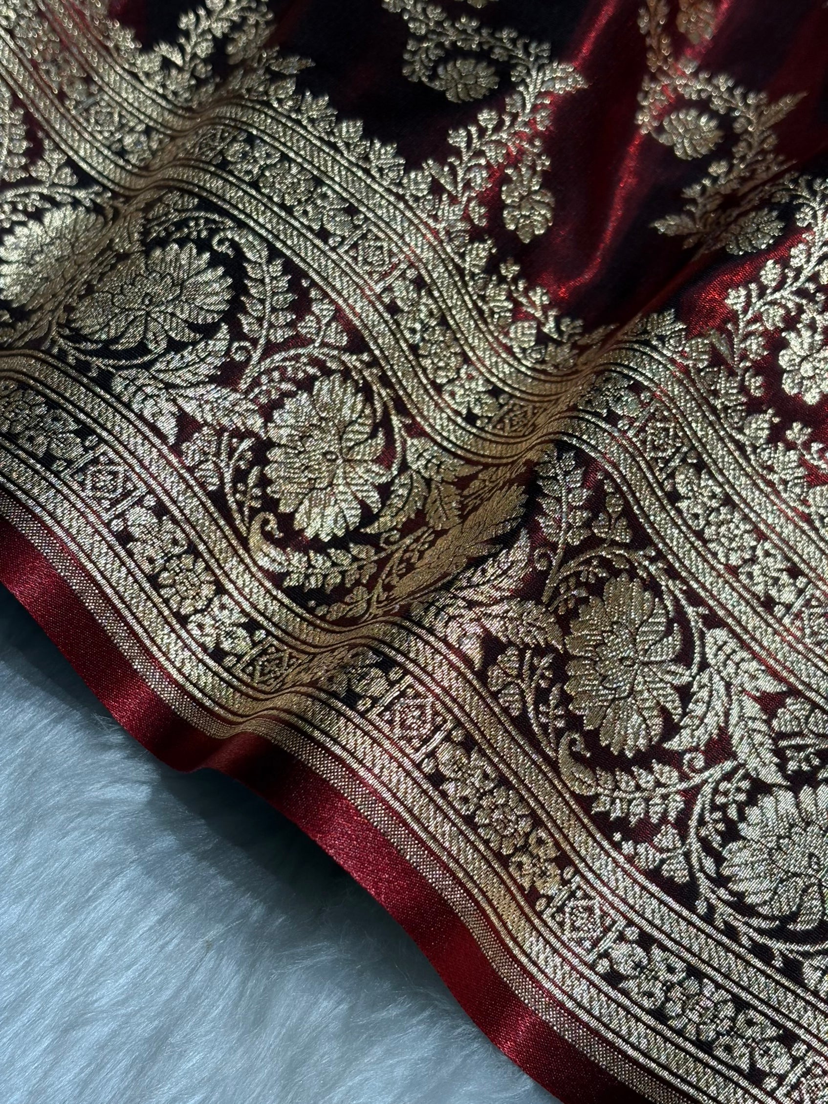 Maroon Shades Banarasi Satin Silk Saree SS32