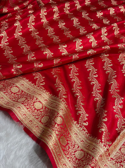 Red Shades Cross Pattern Banarasi Satin Silk Saree SS39