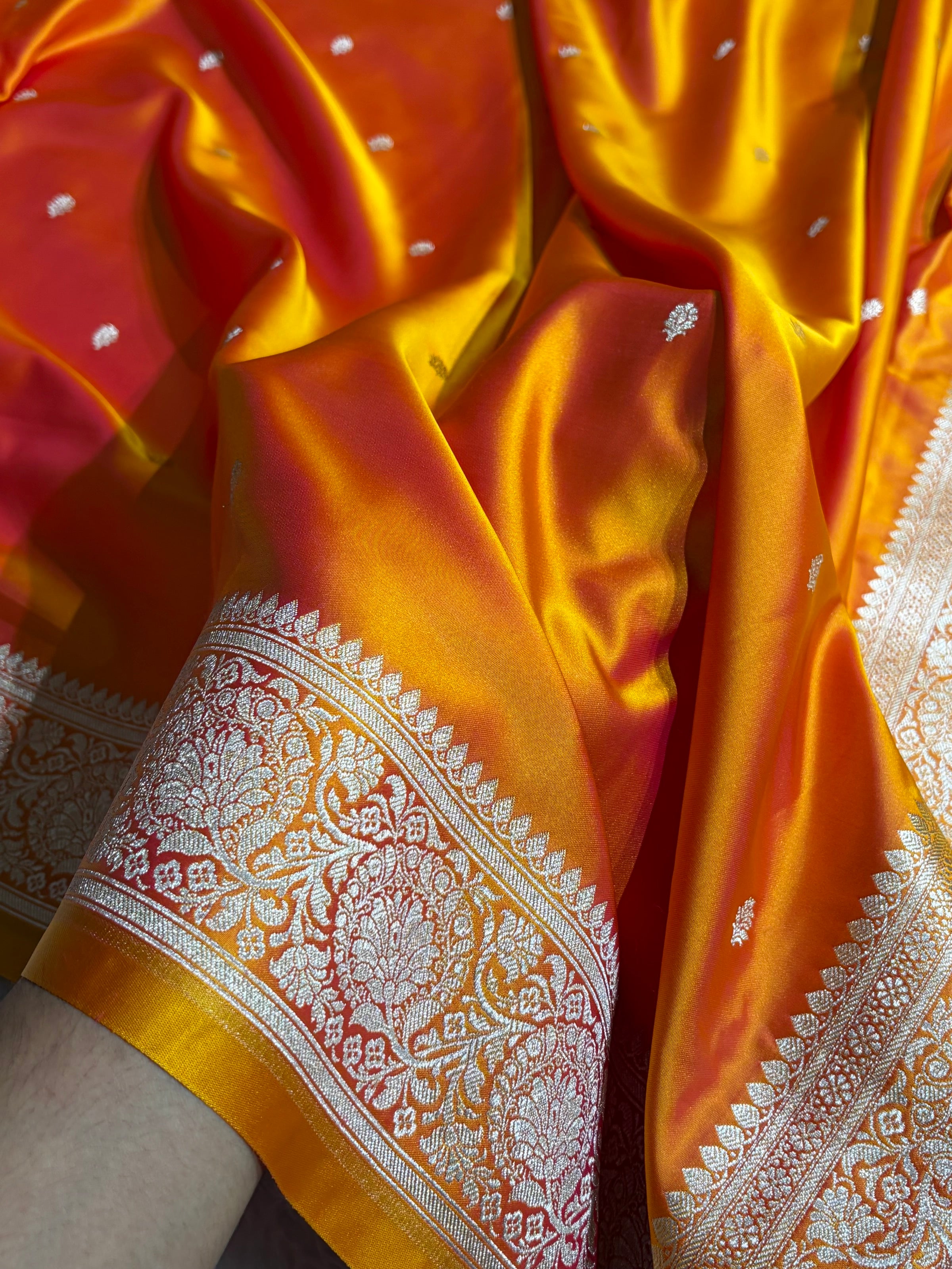 Pinkish Gold Shades Banarasi With Floral Border Mashru Silk Saree MSM-125