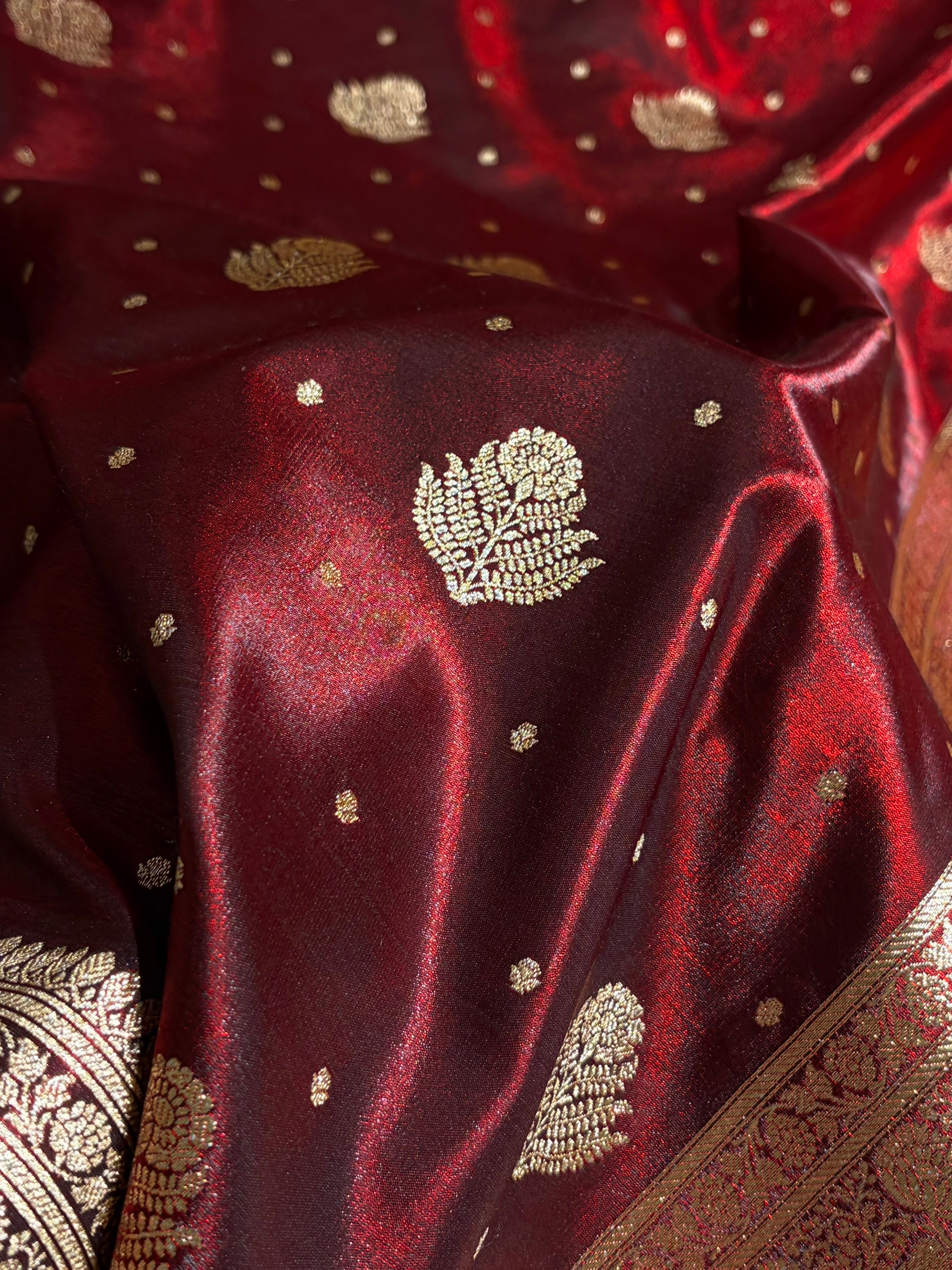 Banarasi Maroon Shades Booti Pattern Banarasi Satin Silk Saree SS59