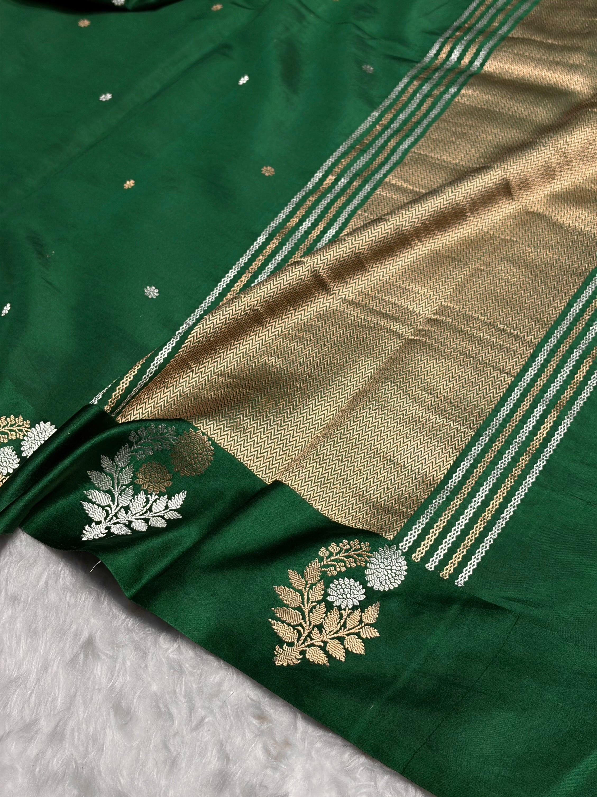 Bottle Green Shade Handwoven Kaduwa Pure Katan Raw Mango Silk RM-05