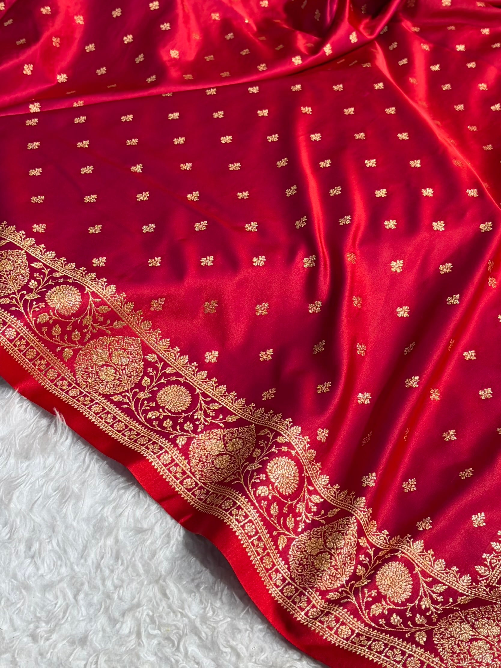 Banarasi Satin Katan Saree With Boota in Cross Red Shades SK117