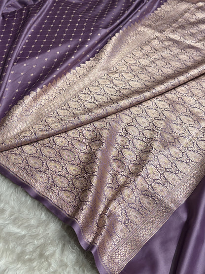 Banarasi Dusty Lavender Shades Tanchoi Motif Mashru Silk Saree MST-09
