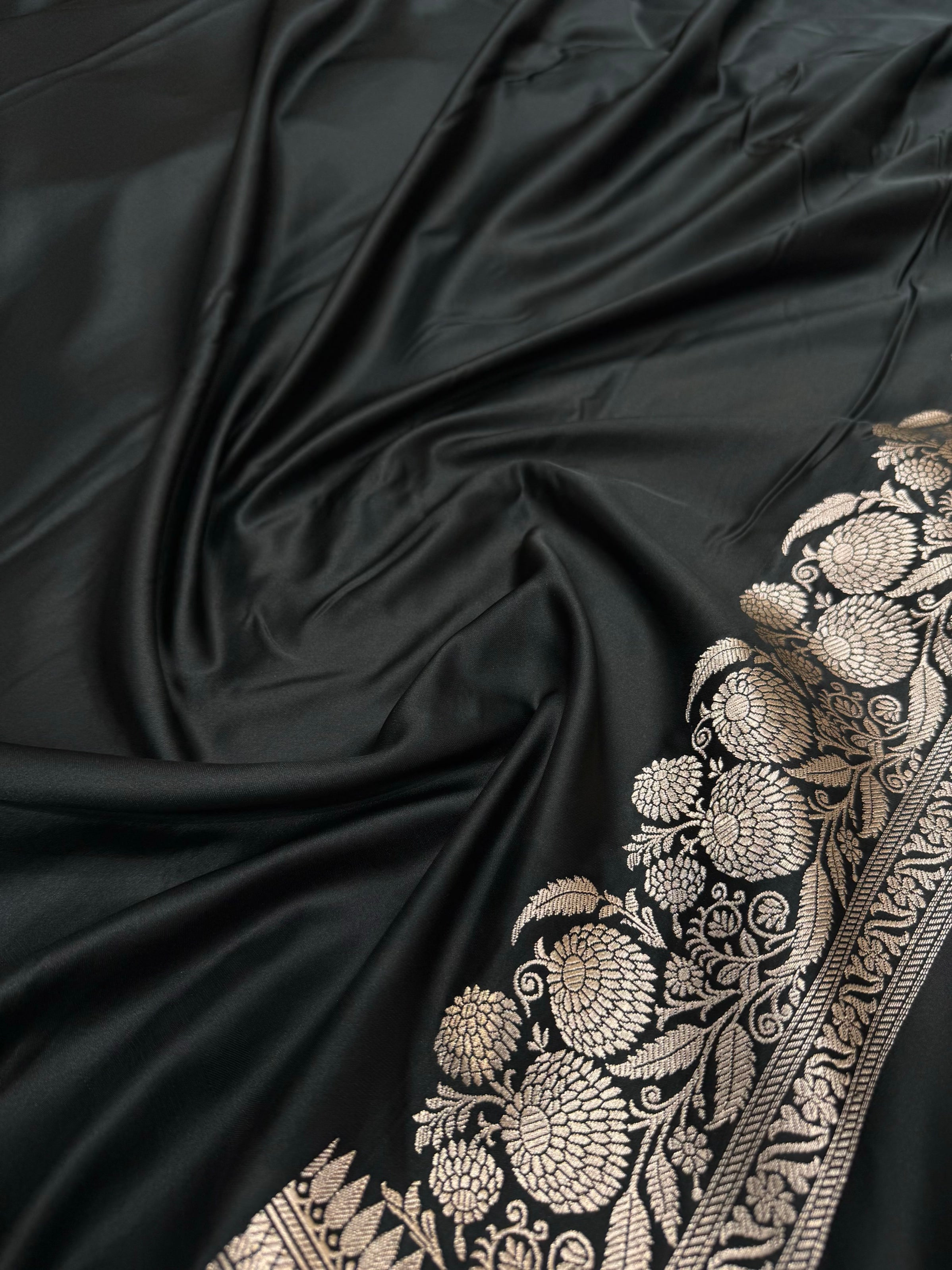 Black Shades Floral Boota Mashru Silk Saree MSM 73