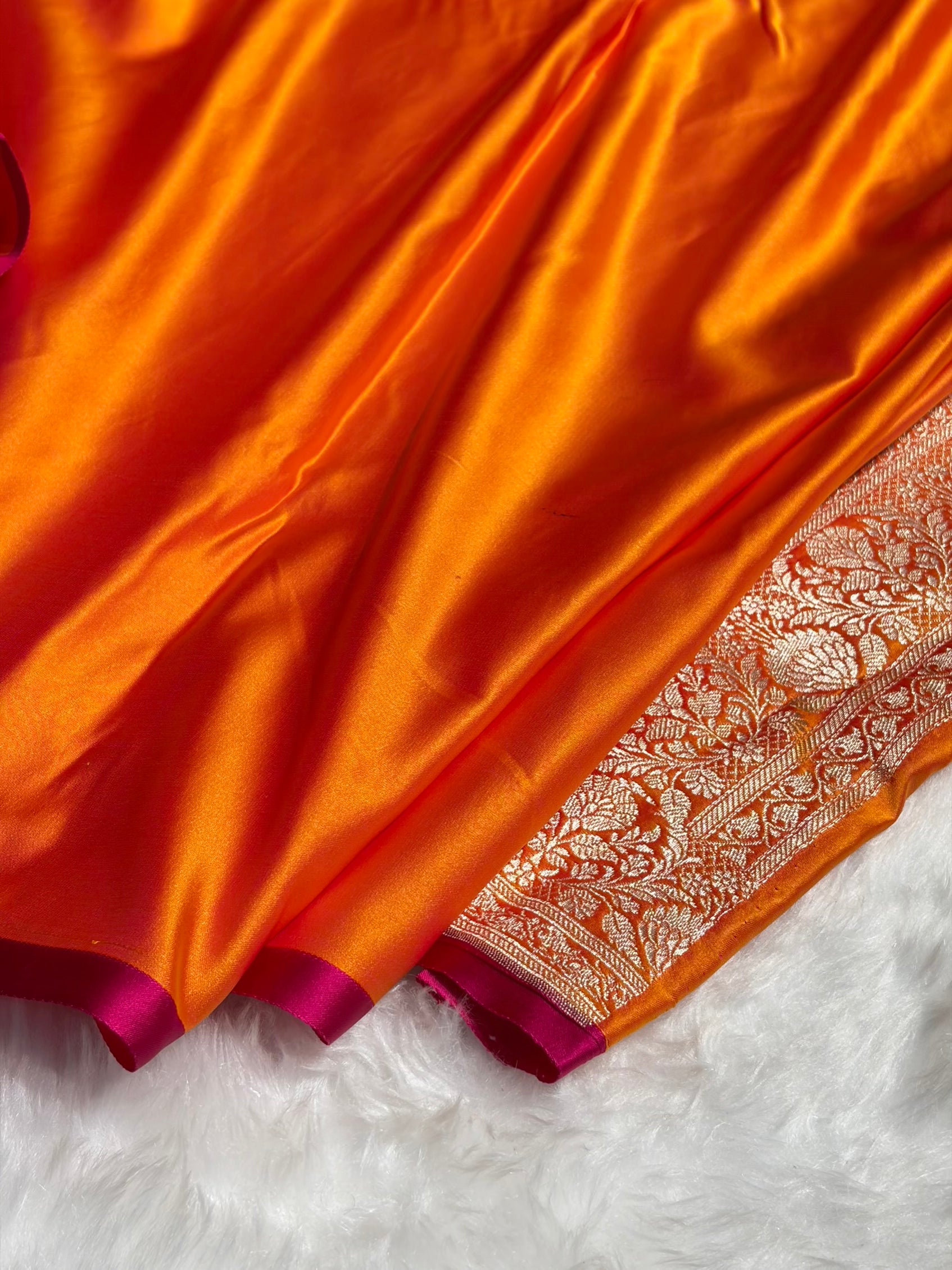 Fire Gold Shades Floral Booti Mashru Silk Saree MSM-69