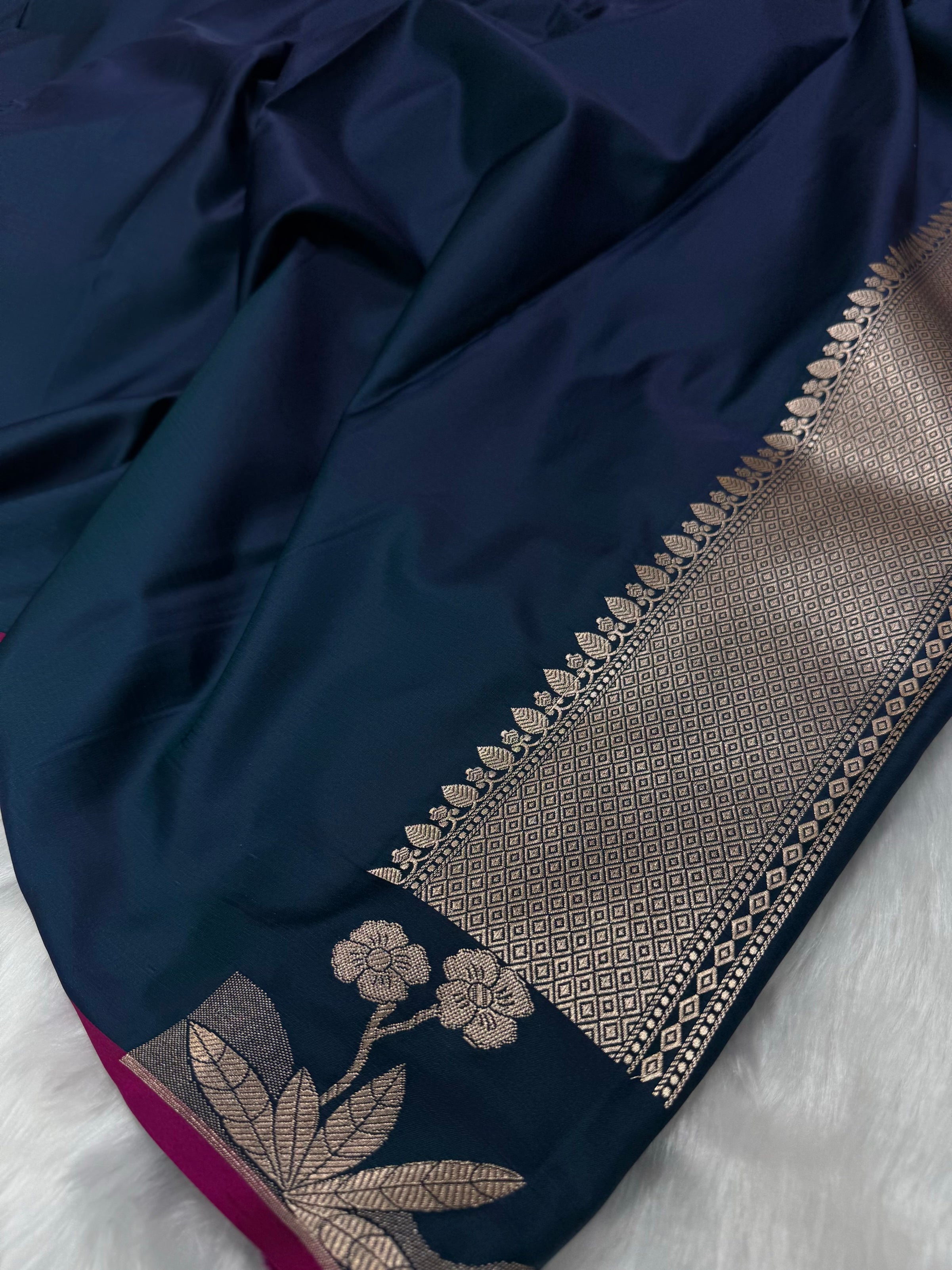 German Floral Booti Mashru Silk Saree