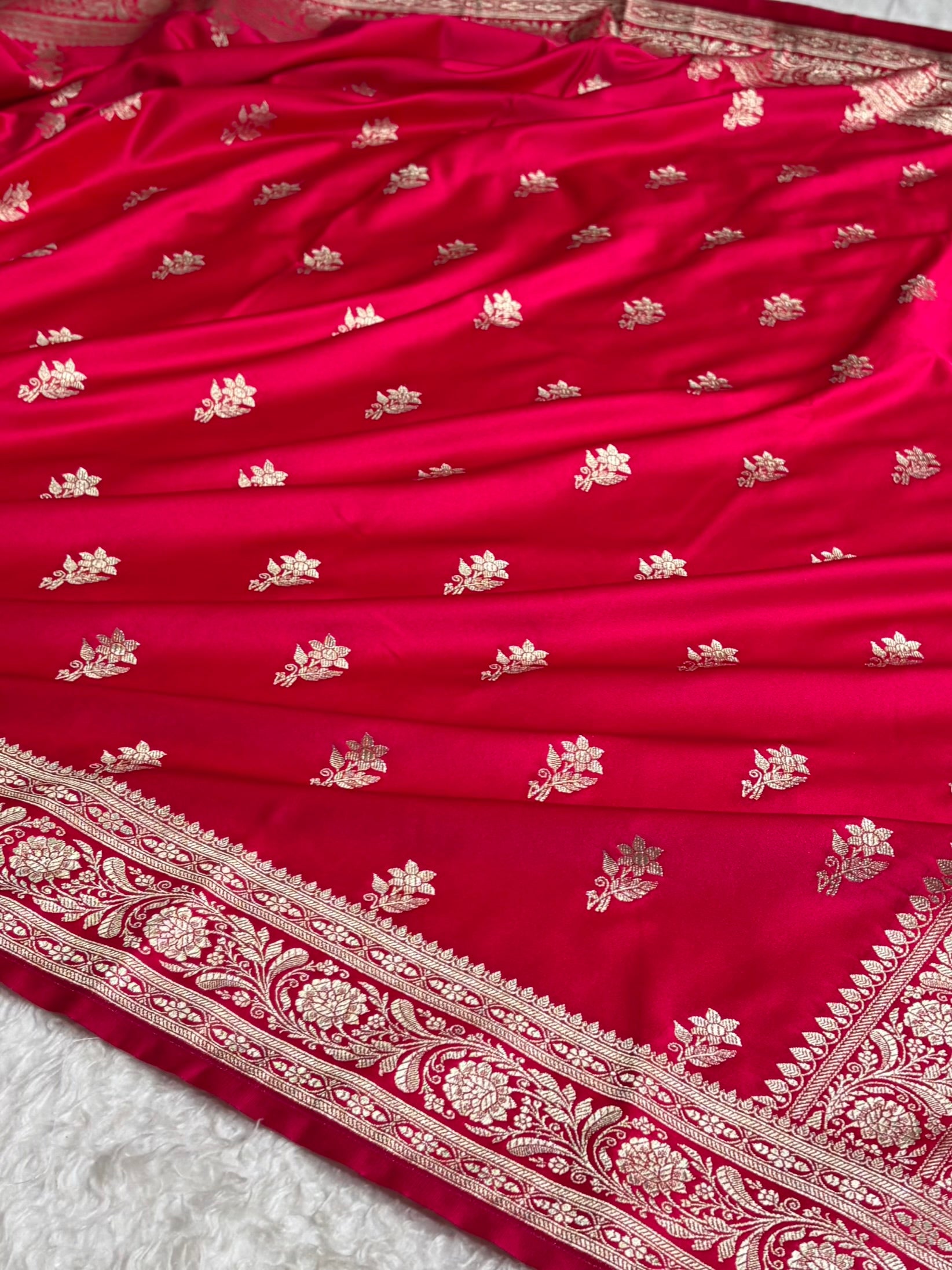 Cross Rani Shades Banarasi Boota Pattern Floral Mashru Silk Saree MSM-120