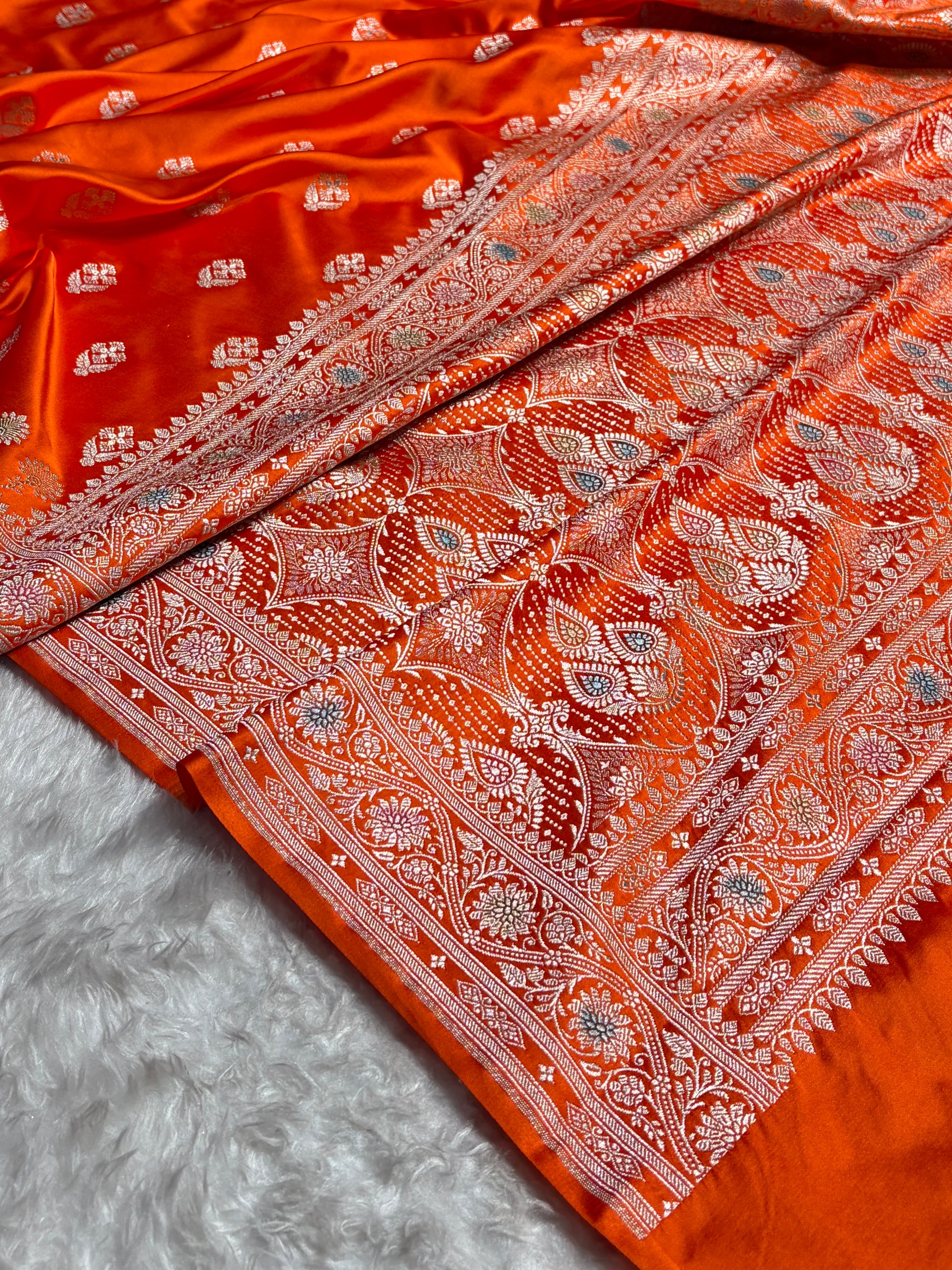 Orange Shades Bananasi Minakari Floral Border Boota Mashru Silk Saree MS66