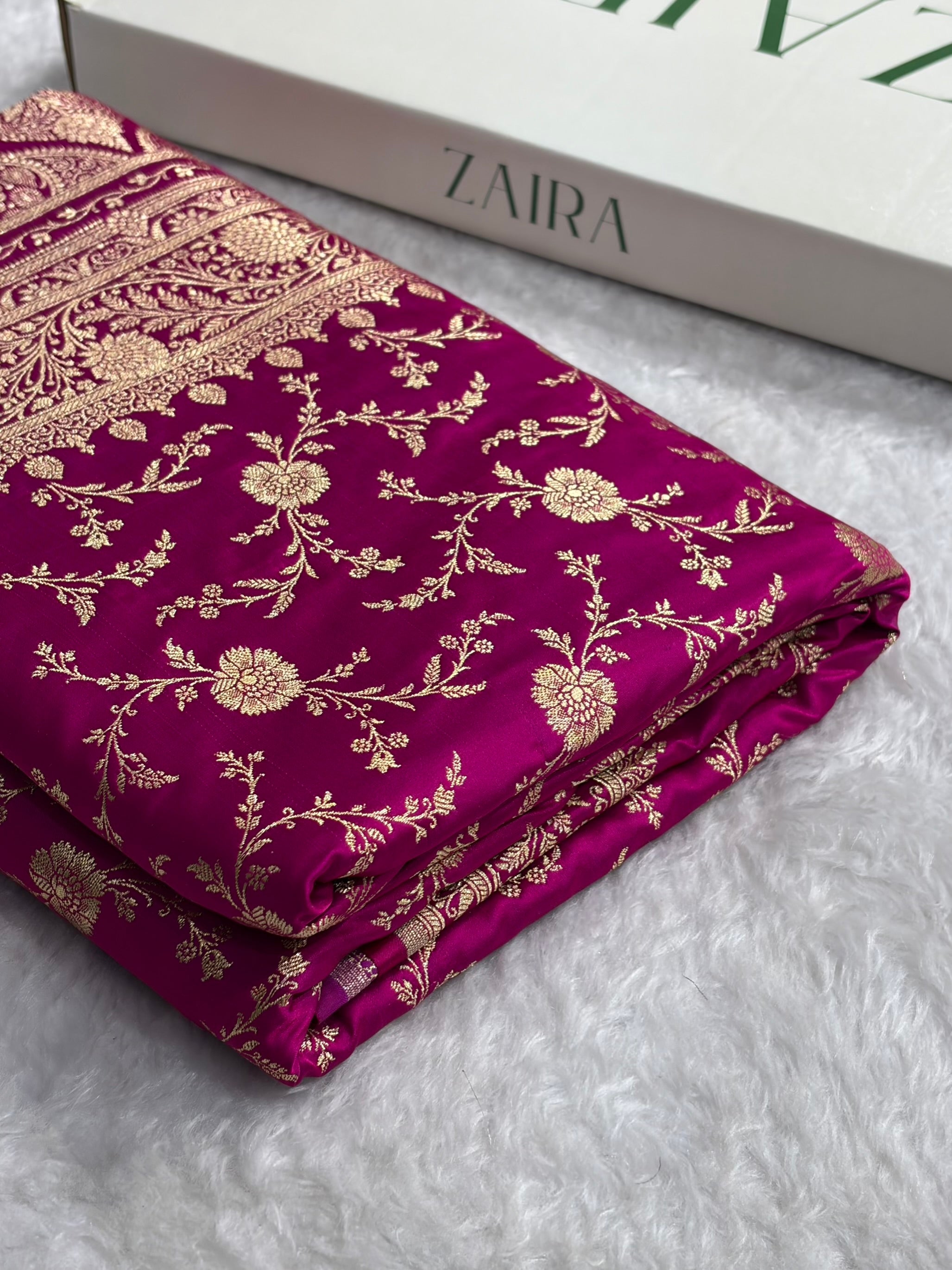 Rani Banarasi Jaal Katan Silk Saree SKM37