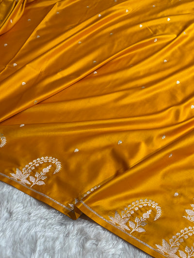 Mustard Shade With Booti Pattern Mashru Silk Saree