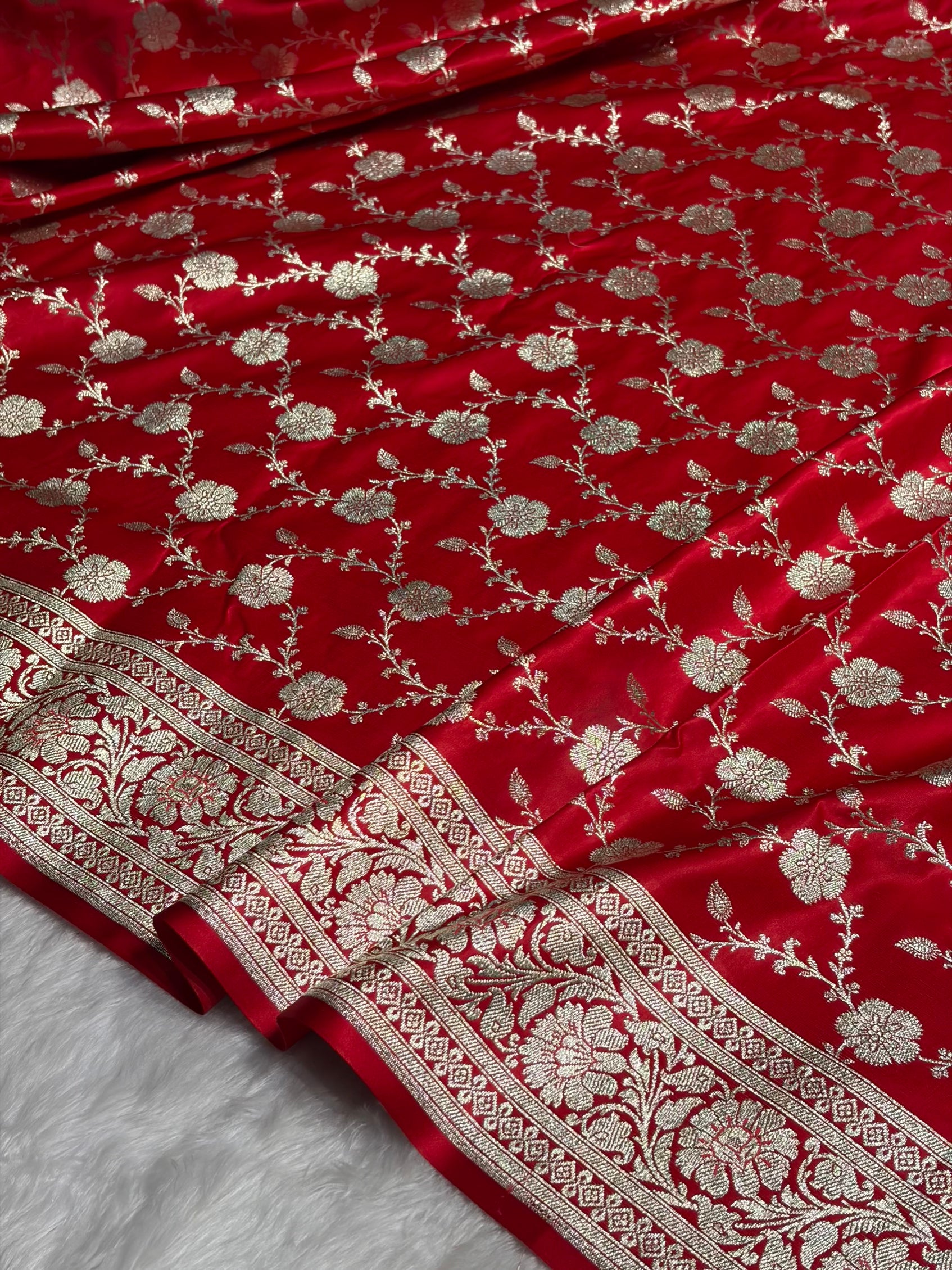 Red Jaal katan Silk Saree SK18