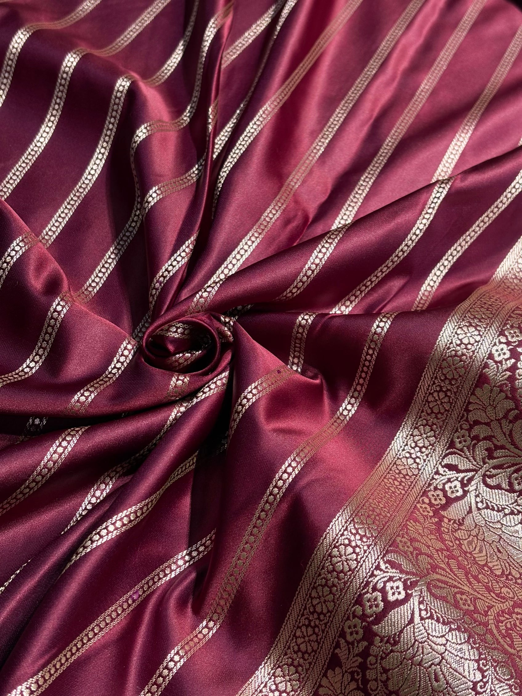 Wine Floral Boota With Floral Border Mashru Silk Saree MSM-81