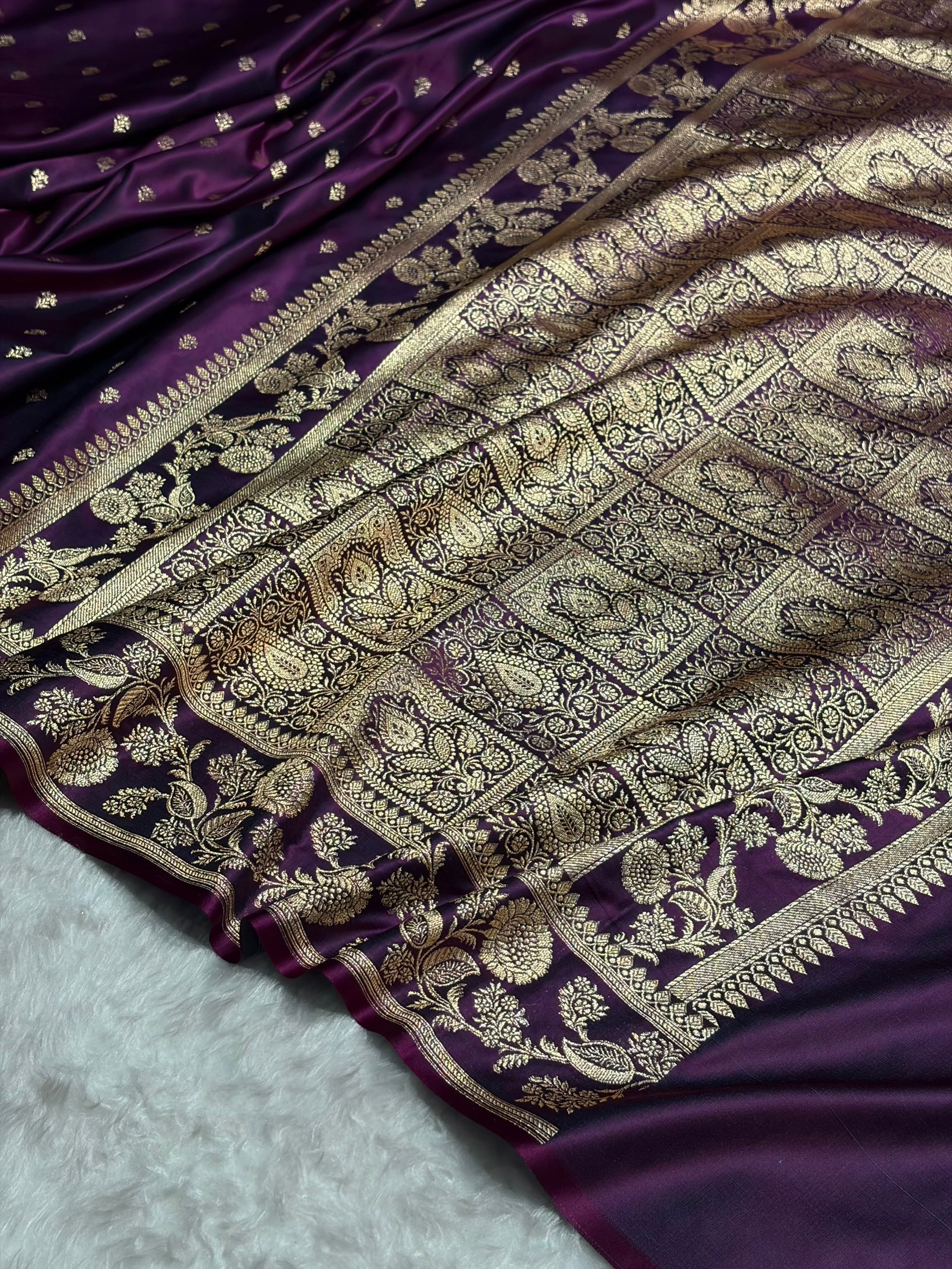 Wine Shades Floral Pattern Satin Katan Silk Saree SK77