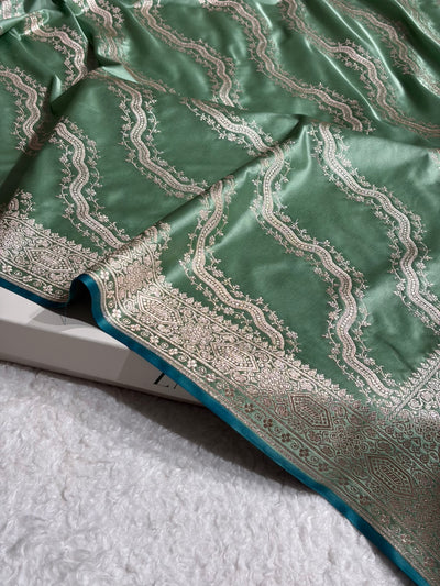 Banarasi Cross Pattern in Sea Green Shades Floral Mashru Silk Saree MCS93