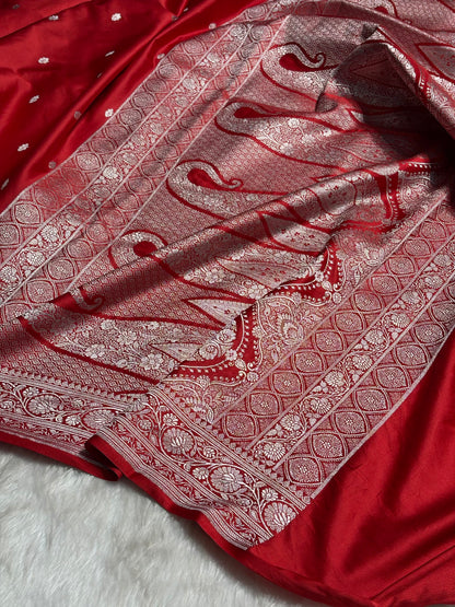 Red Shades Booti Mashru Silk Saree MS68