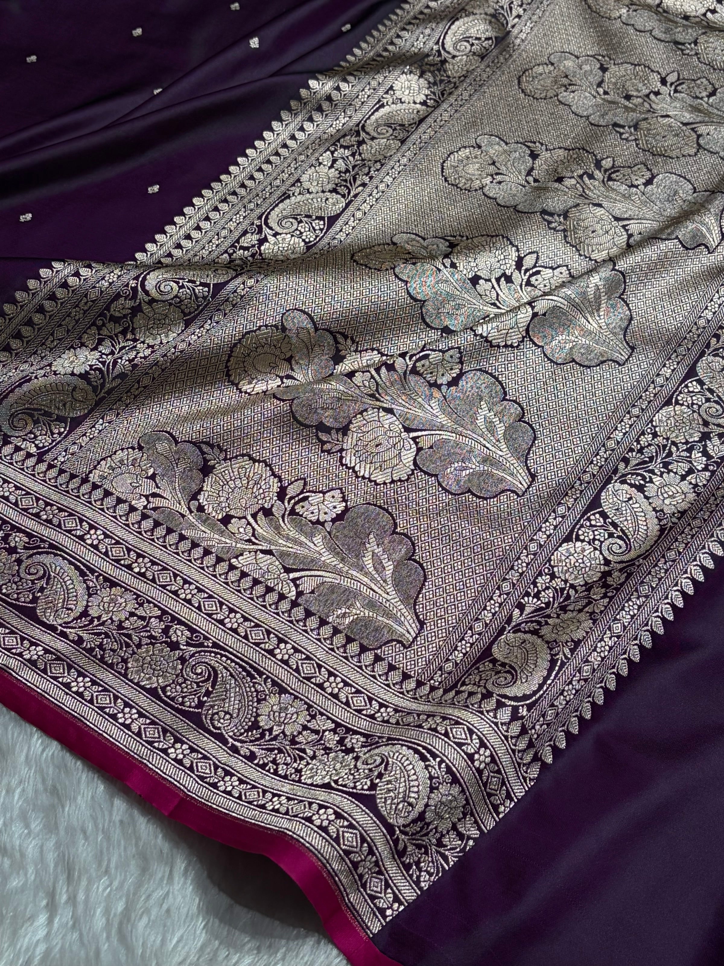 Cross Wine Shade With Booti Pattern Mashru Silk Saree